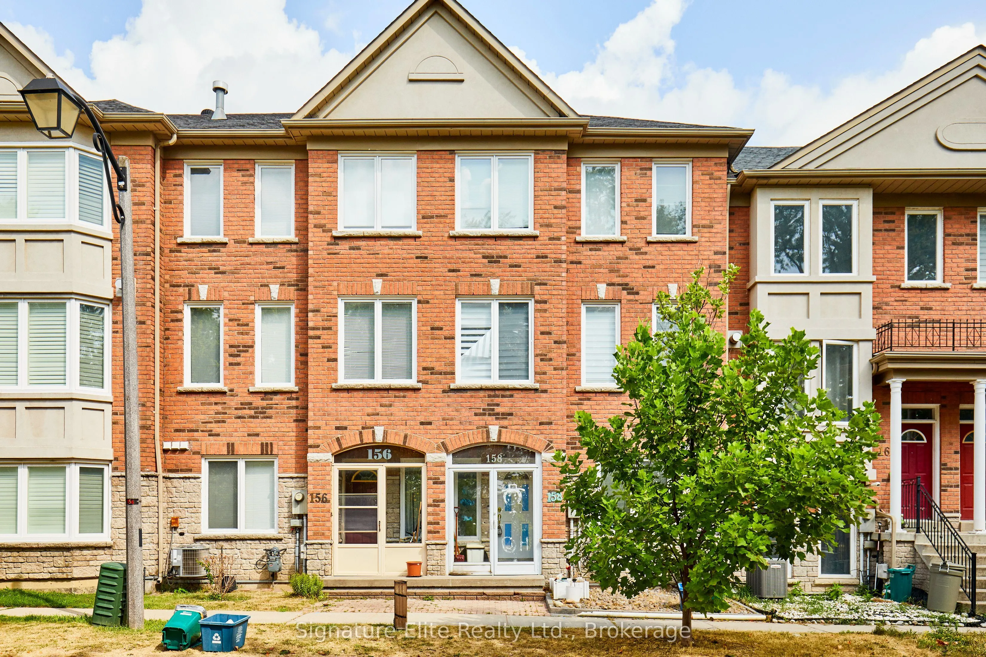 158 Galleria Parkway