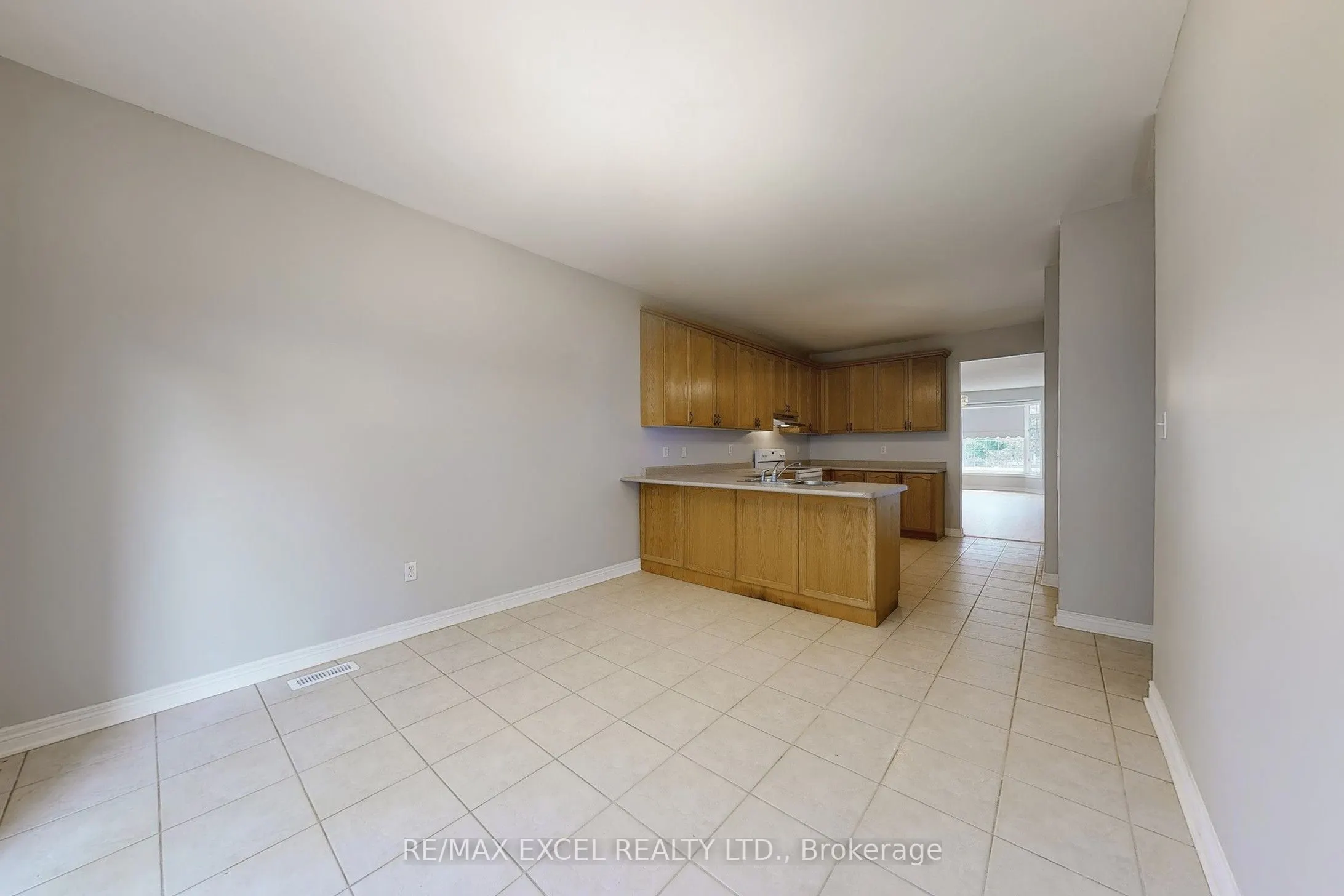 38 Ayhart Street