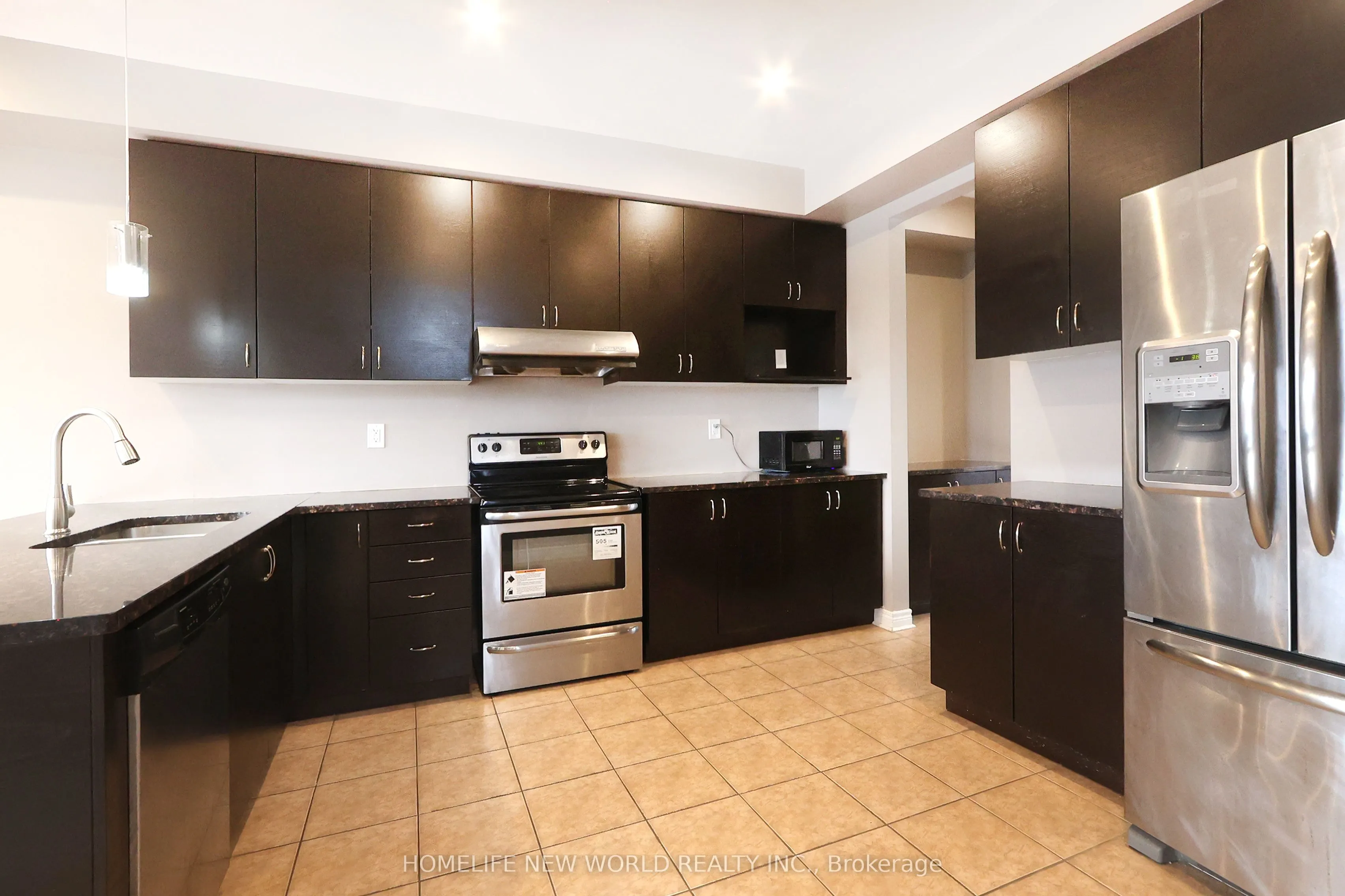 41 Pulpwood Crescent, #master 3rd fl