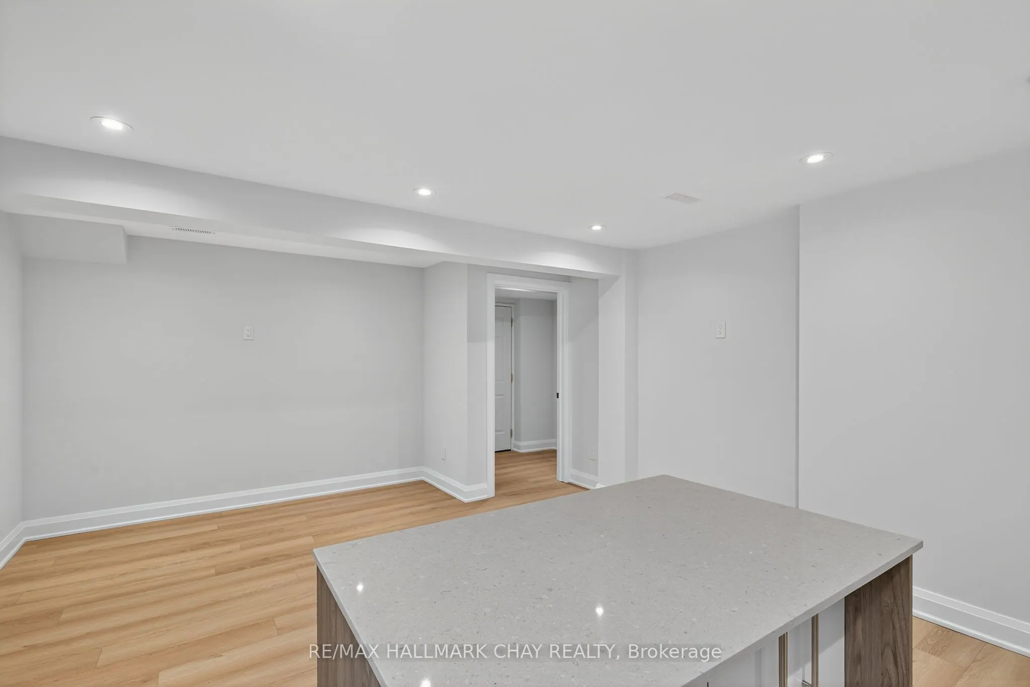 110 Glendower Crescent, #Lower