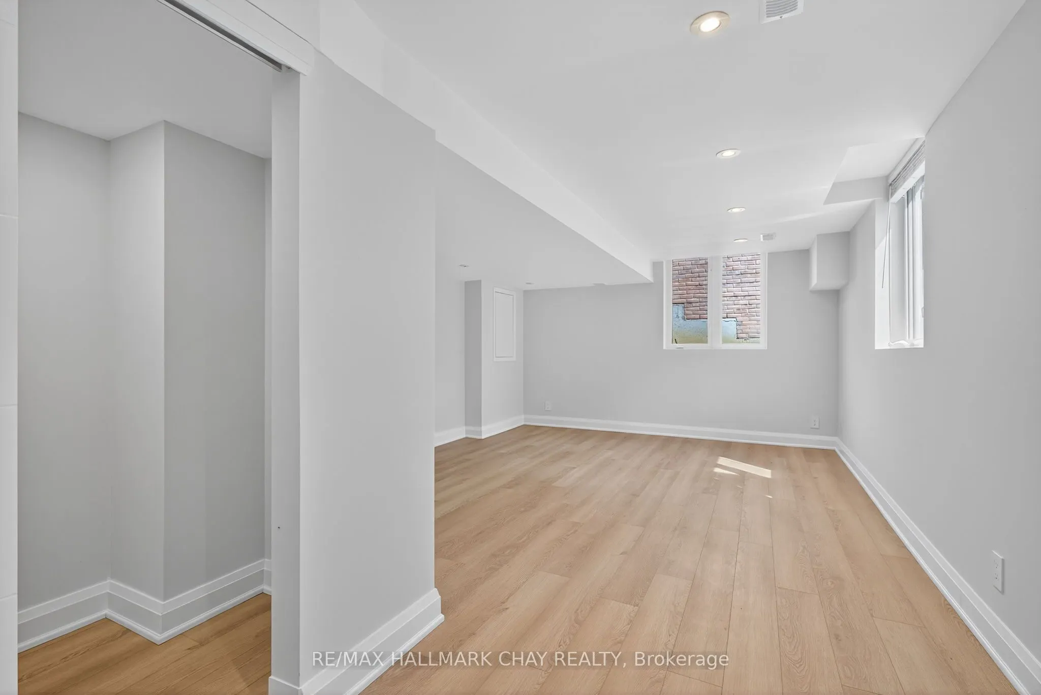 110 Glendower Crescent, #Lower