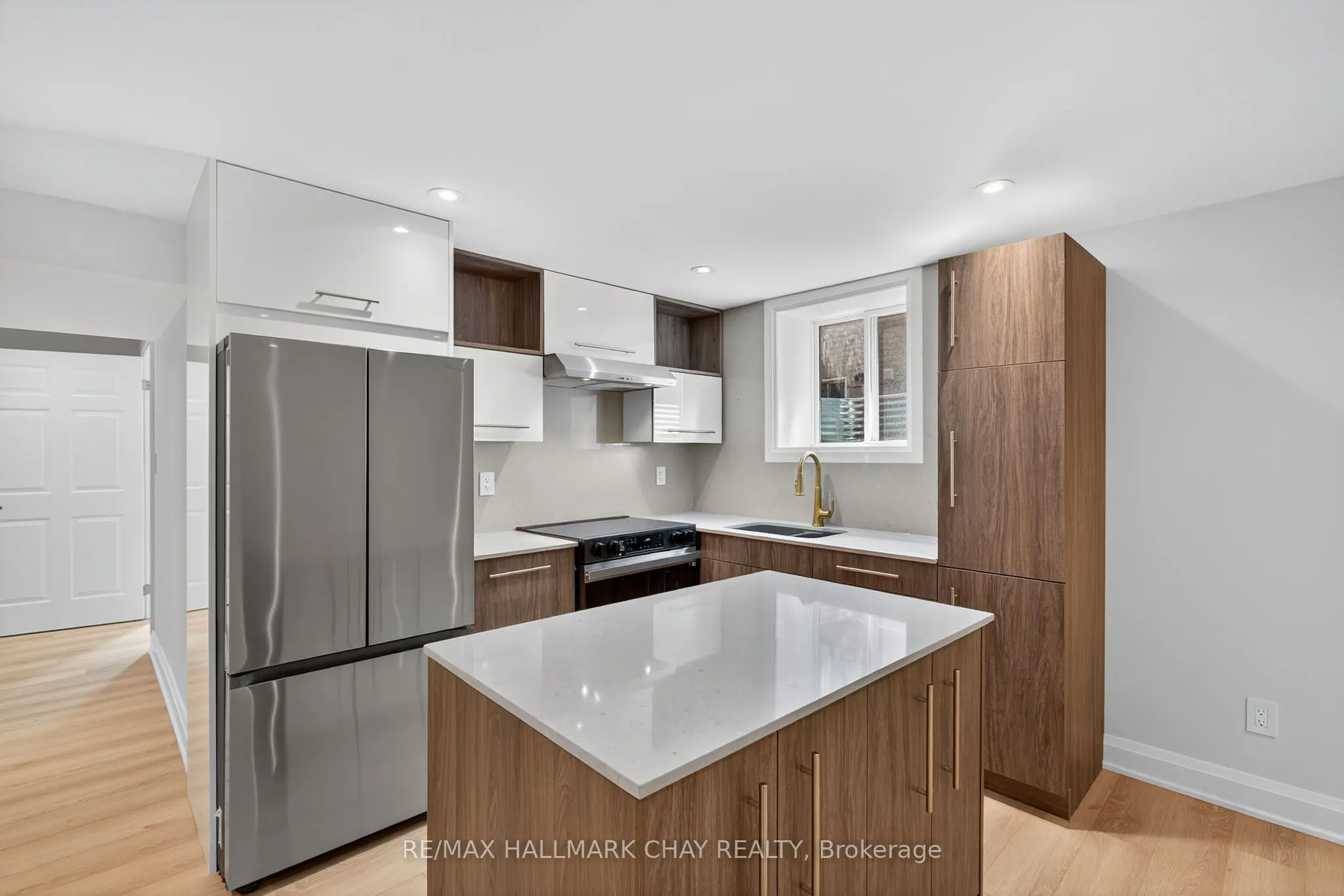 110 Glendower Crescent, #Lower