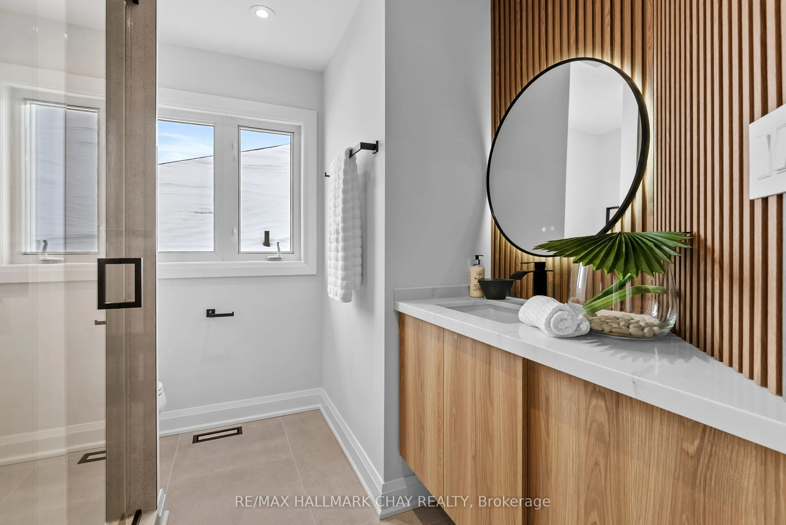 110 Glendower Crescent, #Upper