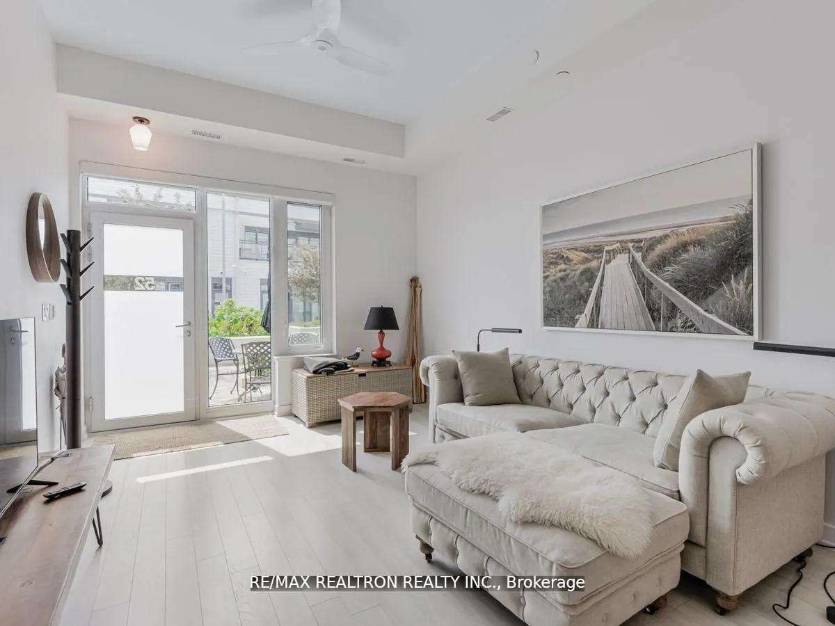 261 Broward Way, #52