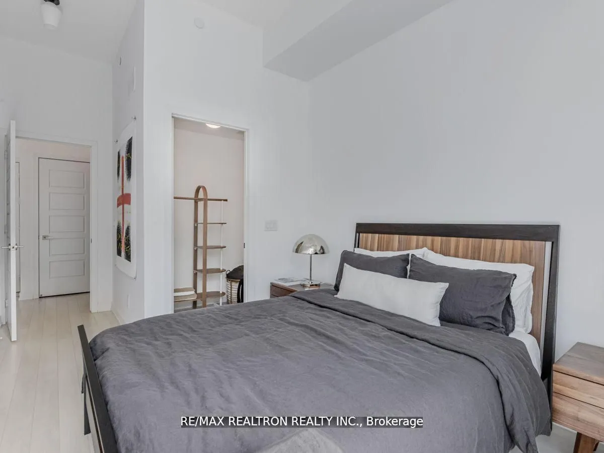 261 Broward Way, #52