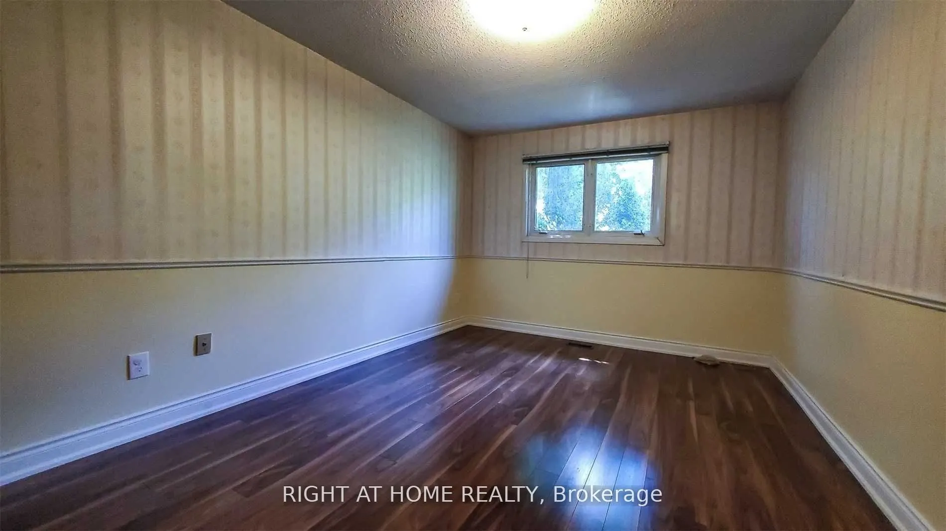 28 Baywood Court