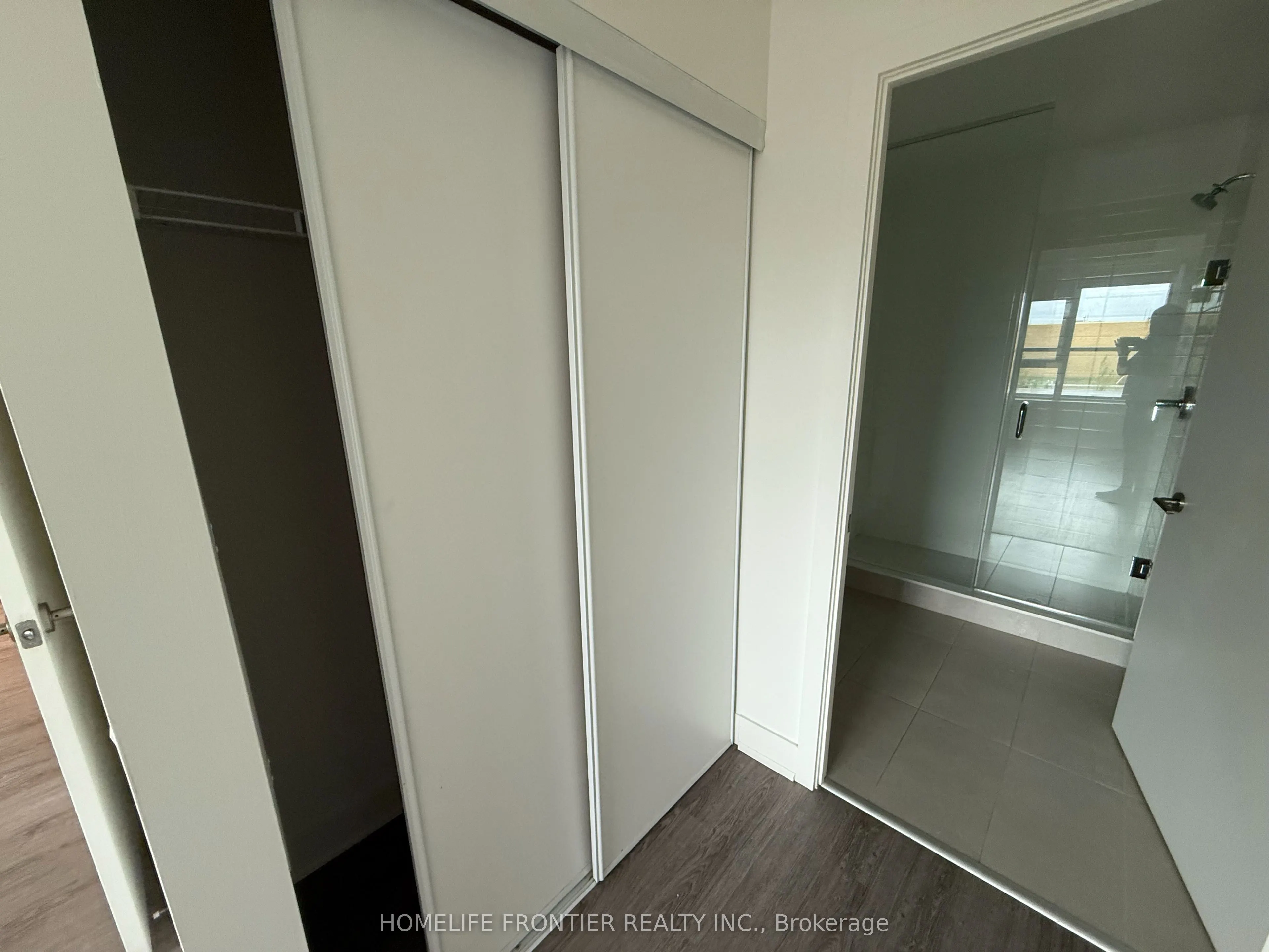 185 Deerfield Road, #208