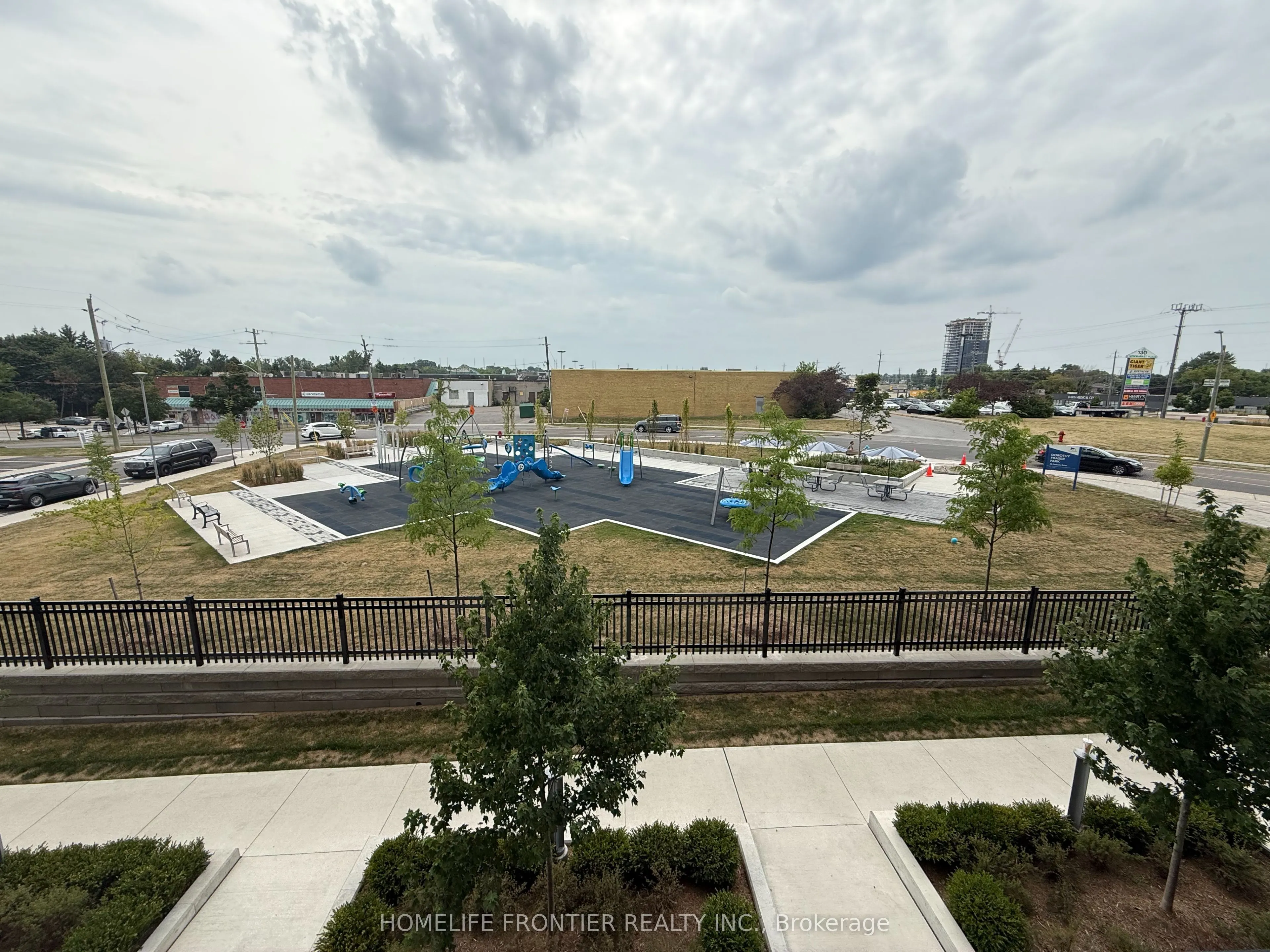 185 Deerfield Road, #208