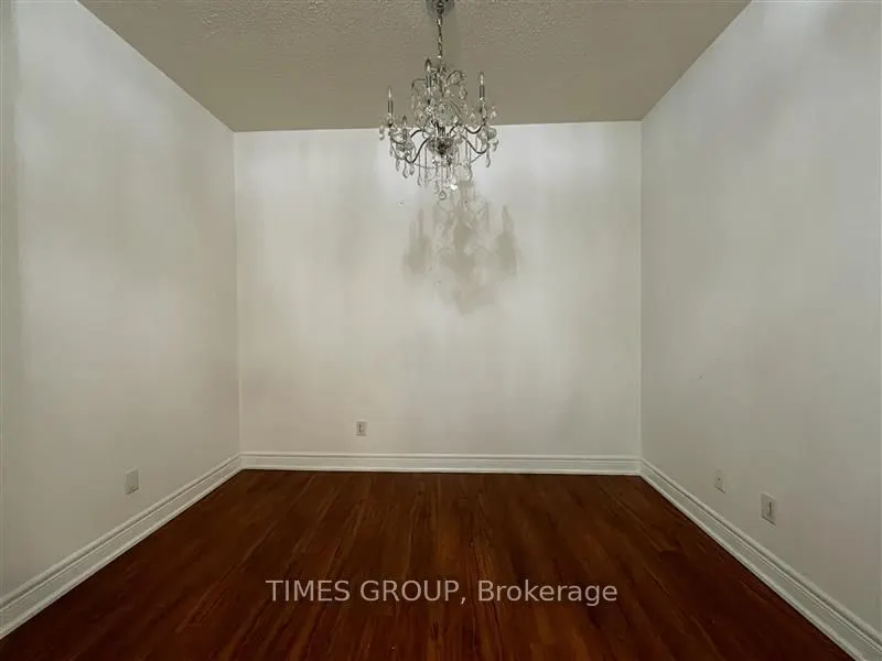 48 Suncrest Boulevard, #112