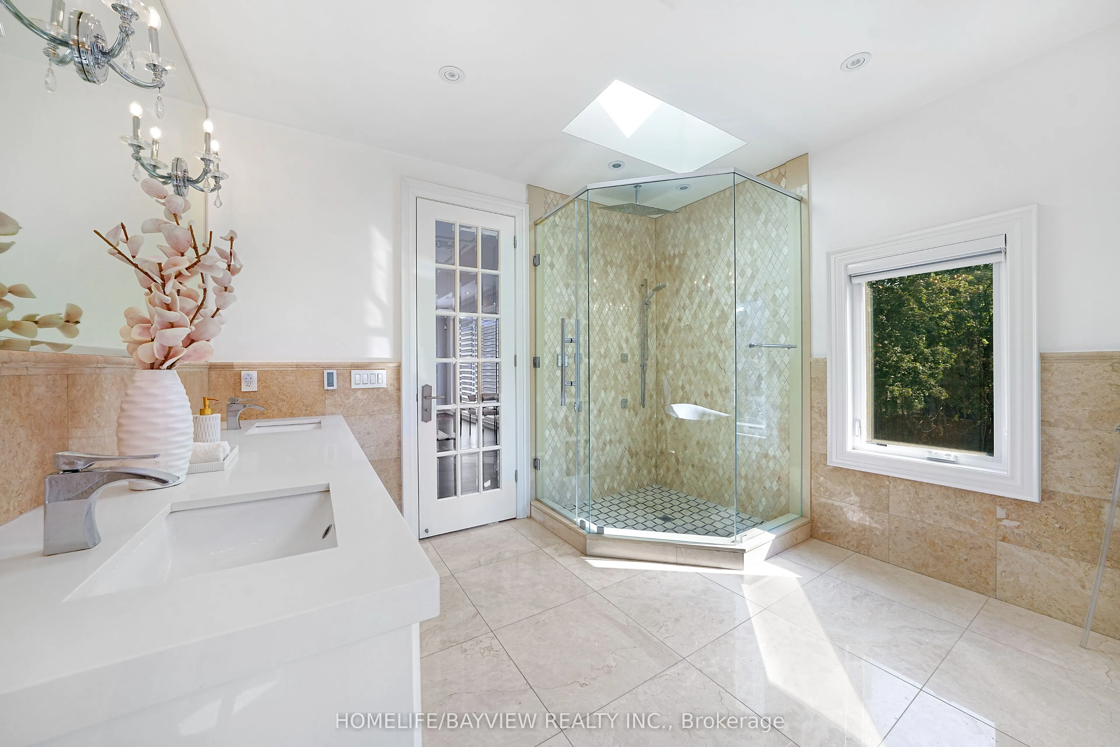 111 Hillview Road