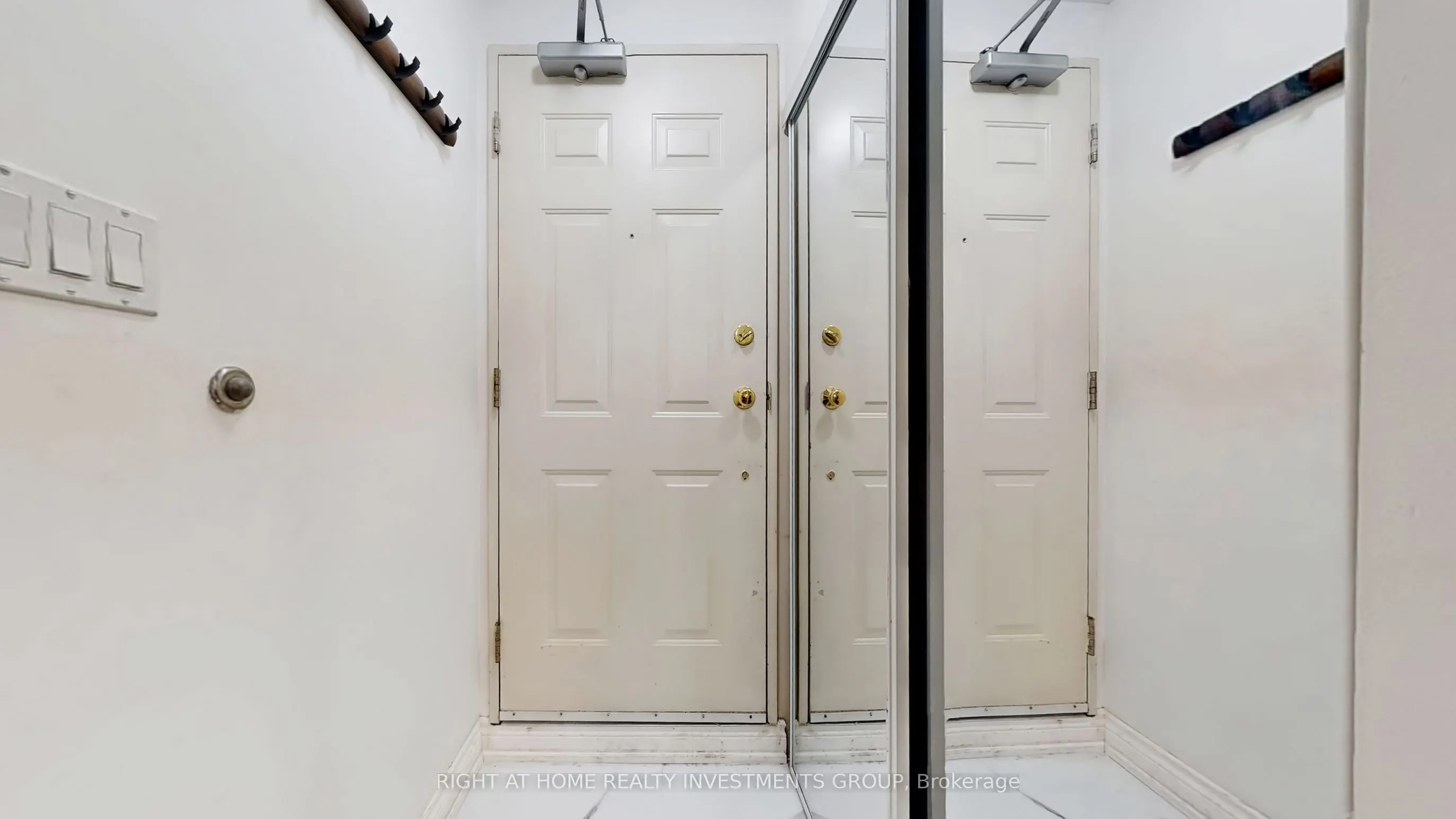 316 John Street, #118