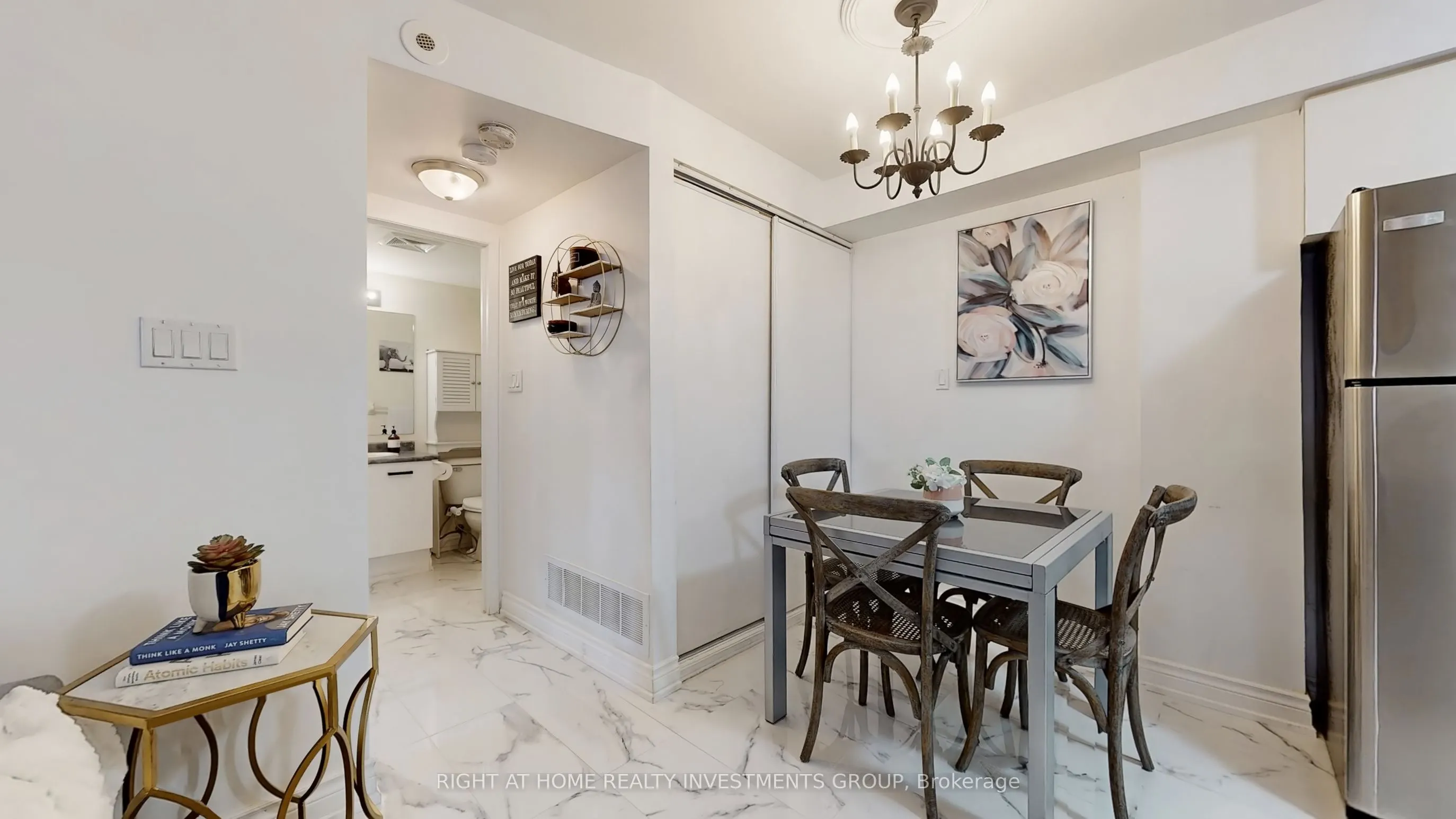 316 John Street, #118