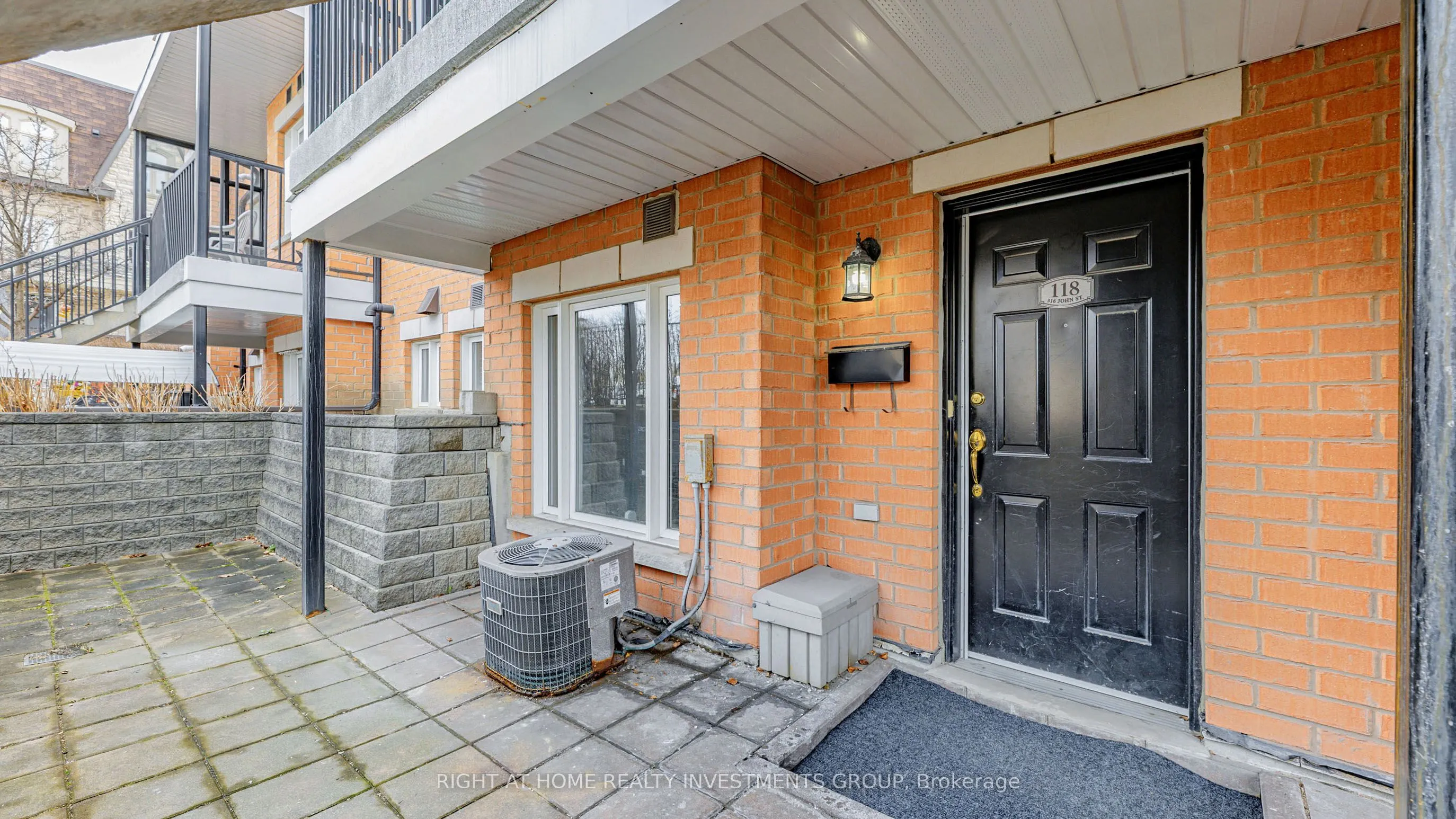 316 John Street, #118