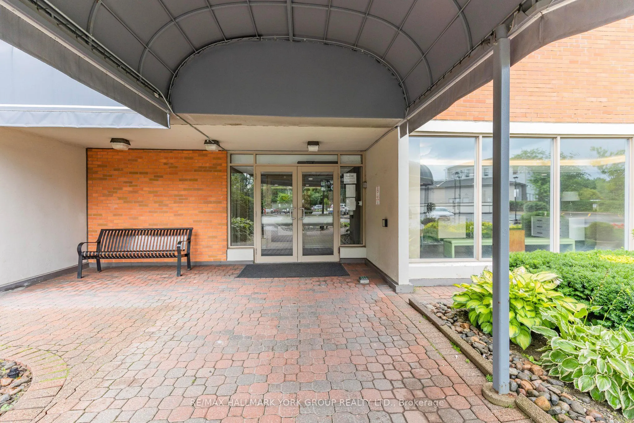 7811 Yonge Street, #1007