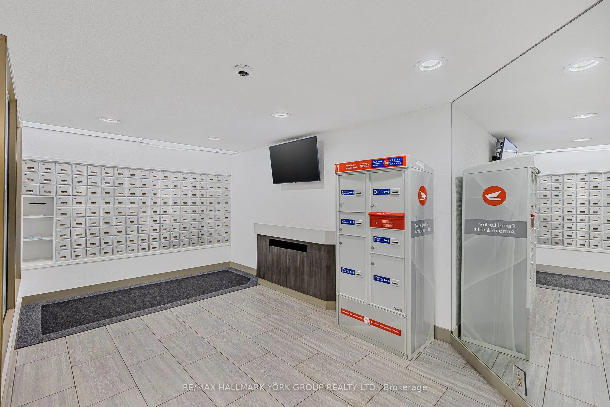 7811 Yonge Street, #1007