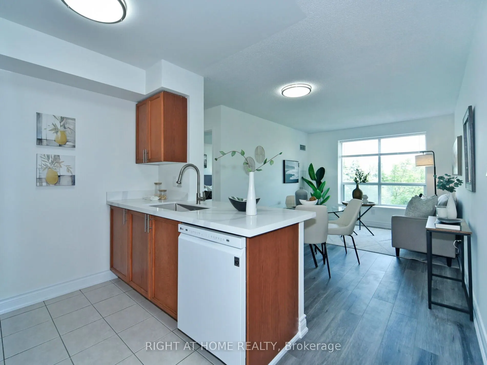 51 Baffin Court, #501
