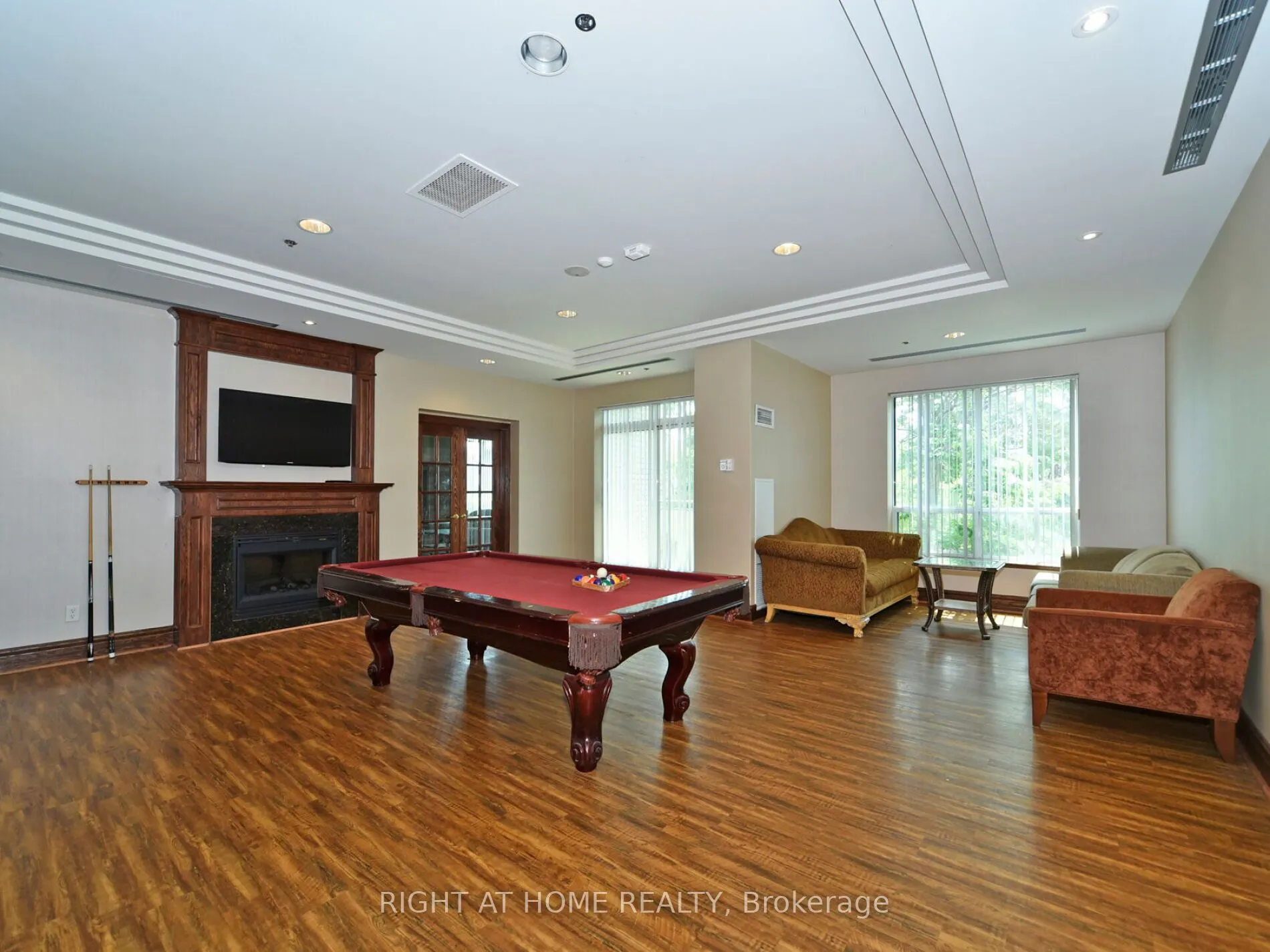 51 Baffin Court, #501