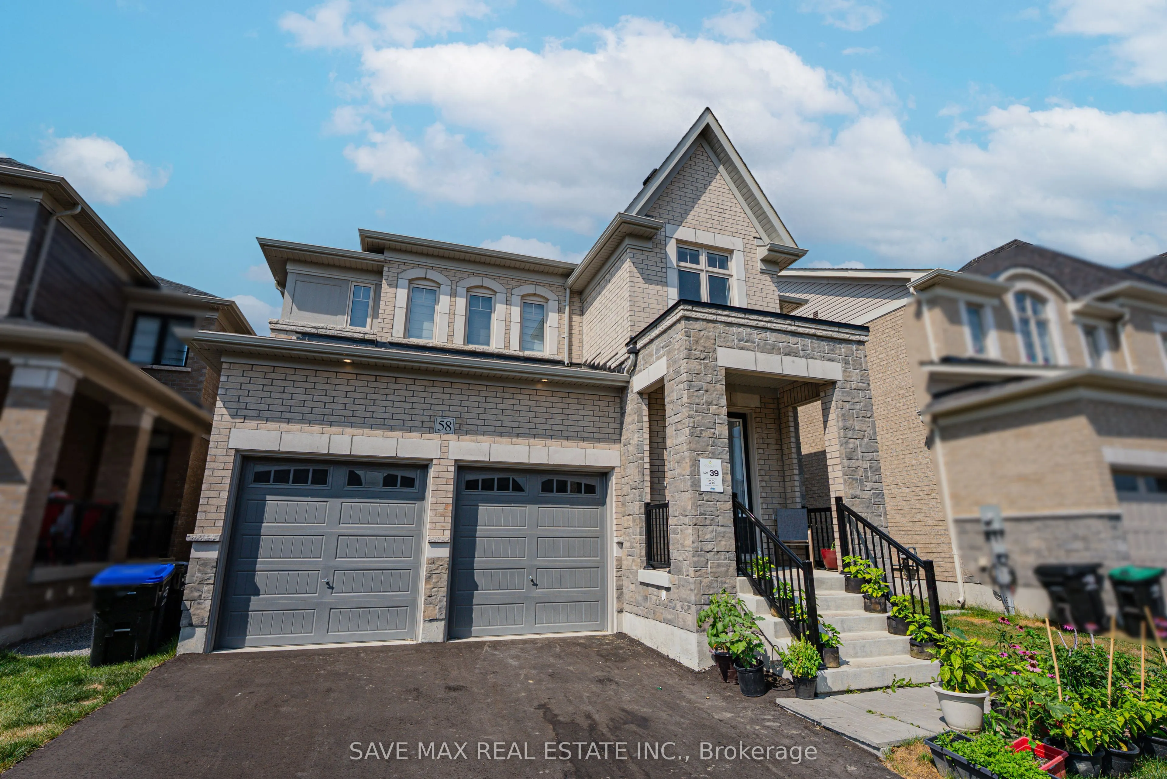 58 Sandhill Crescent