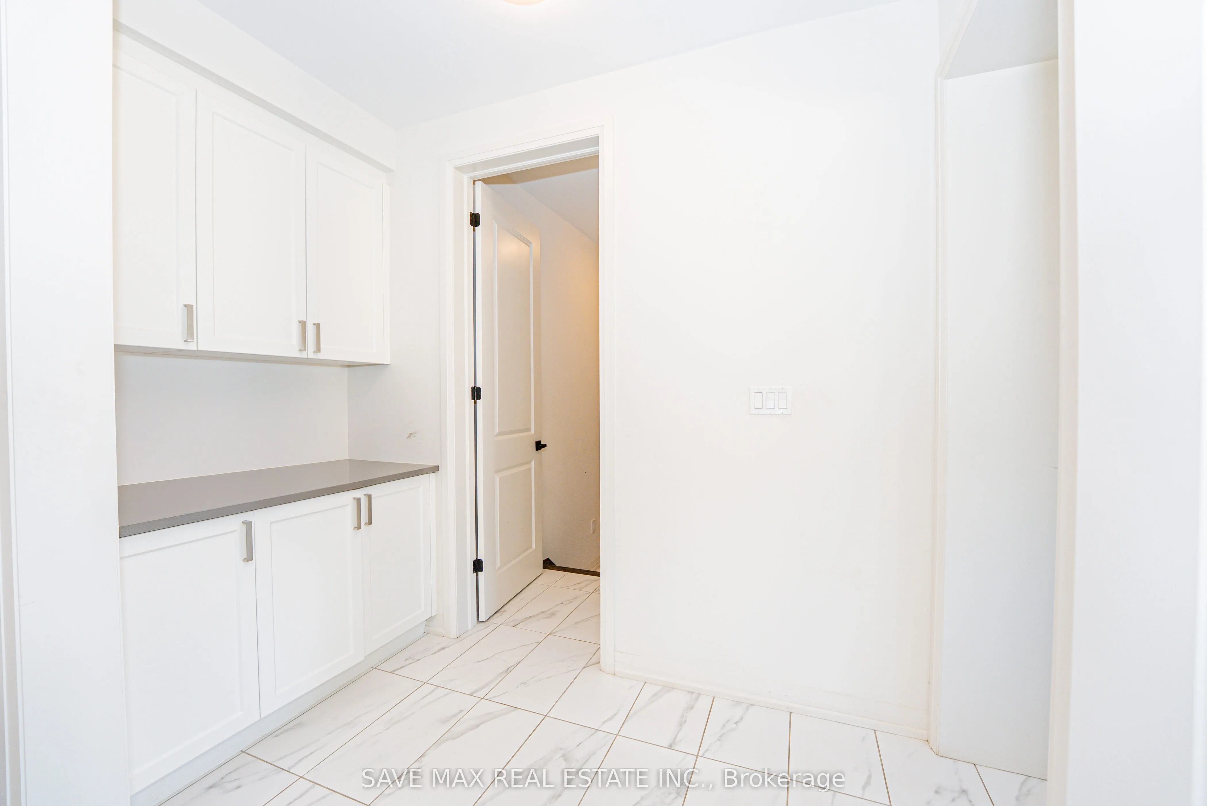 58 Sandhill Crescent