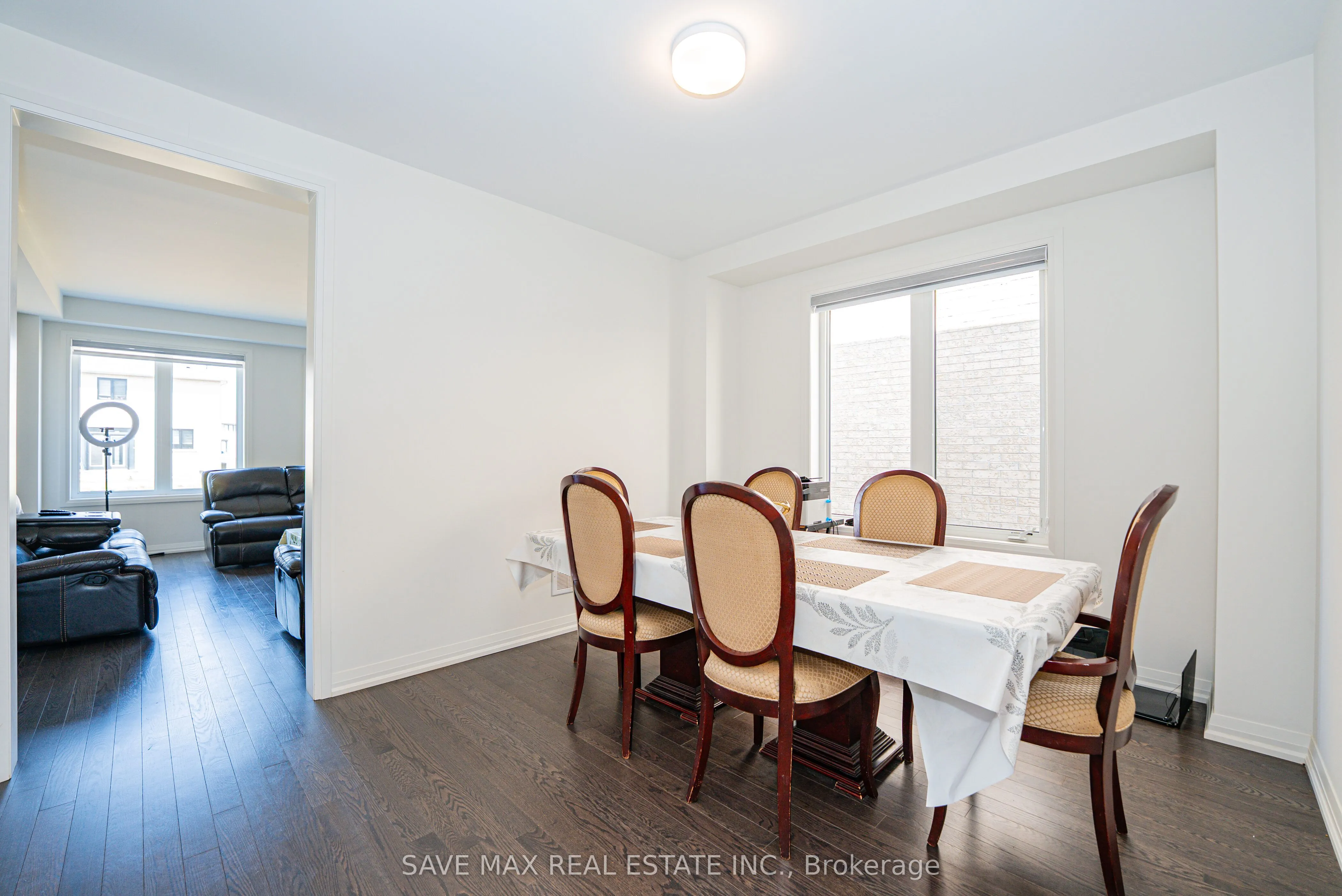 58 Sandhill Crescent