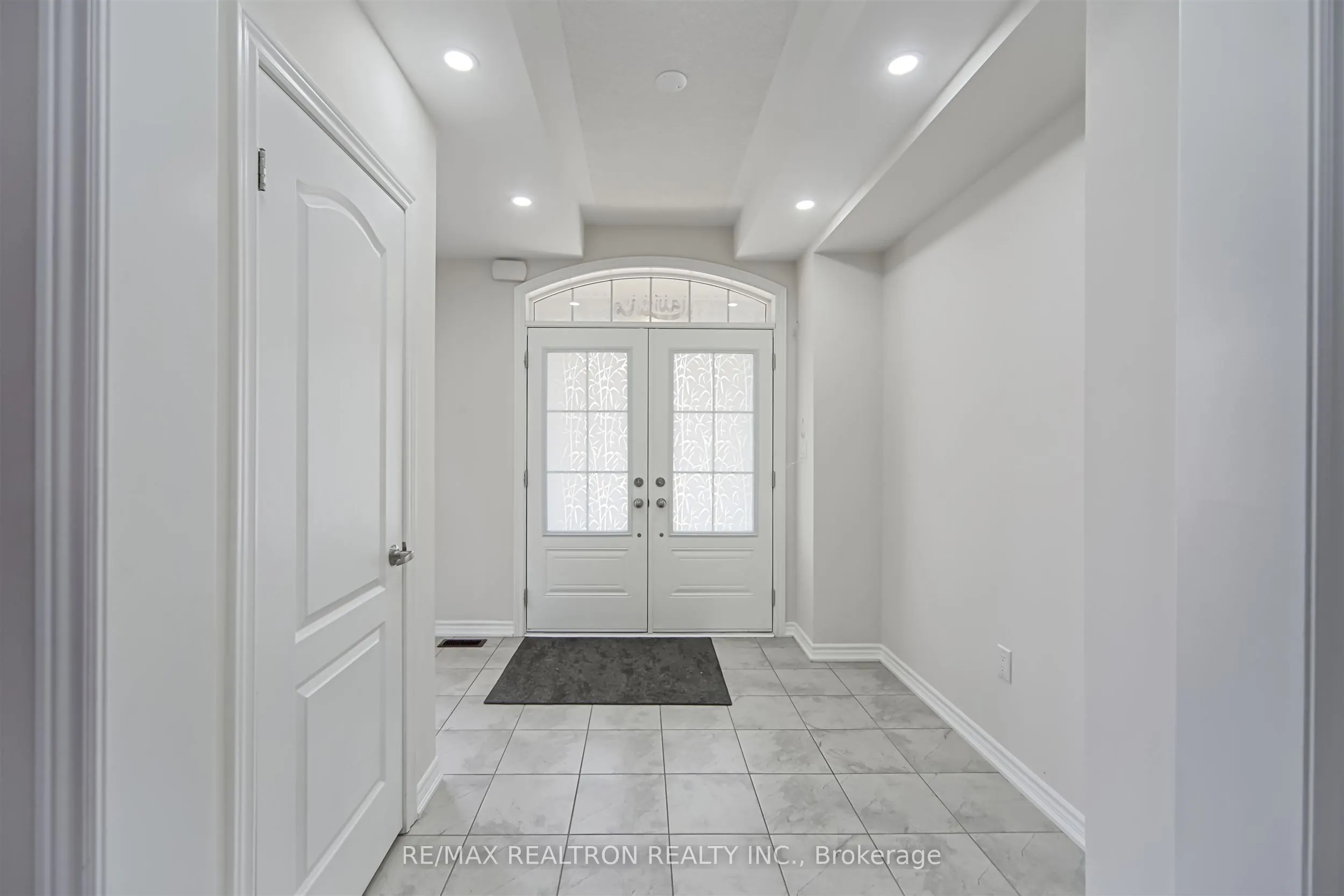 307 Reginald Harrison Trail