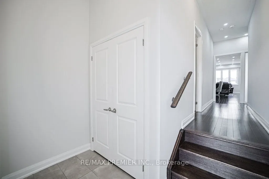 131 Landolfi Way