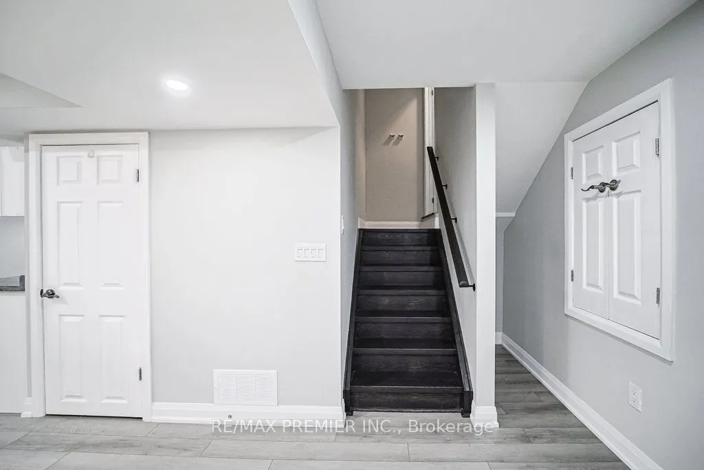 131 Landolfi Way