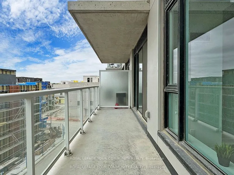 2 David Eyer Road, #421