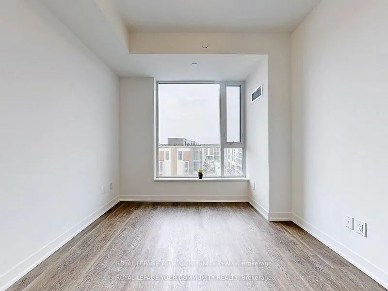 2 David Eyer Road, #421