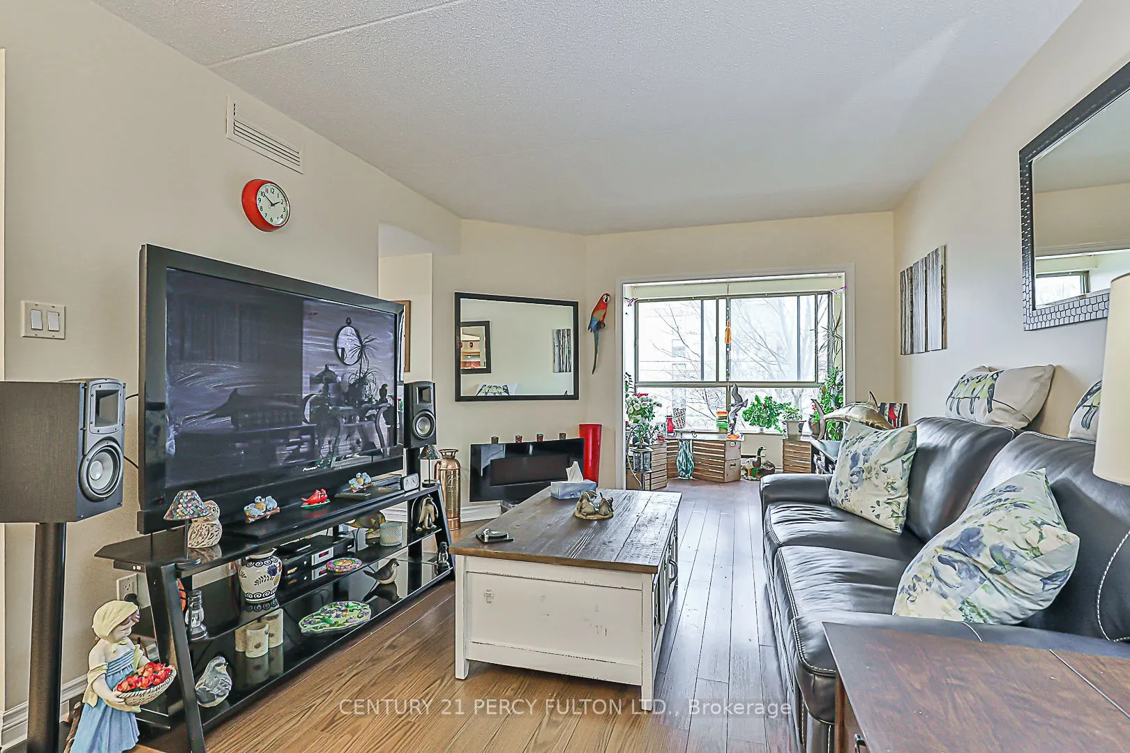 249 Major Mackenzie Drive E, #203