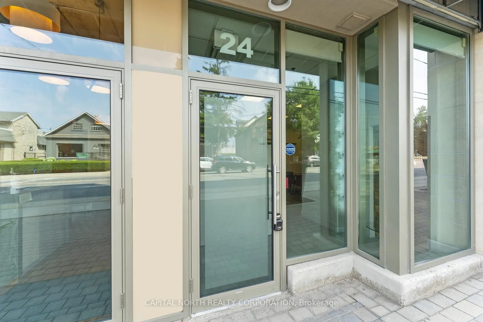 281 Woodbridge Avenue, #24