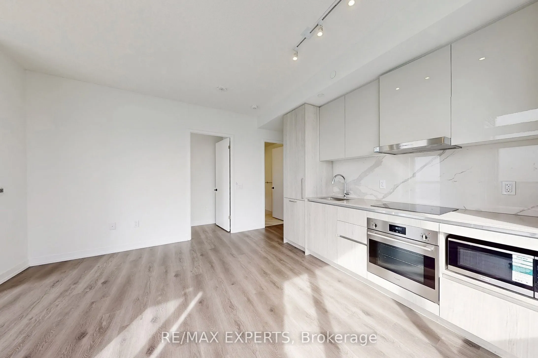 225 Commerce Street, #6302