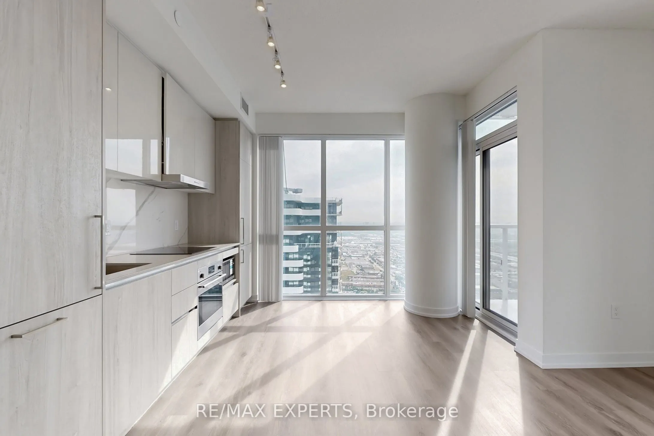 225 Commerce Street, #6302