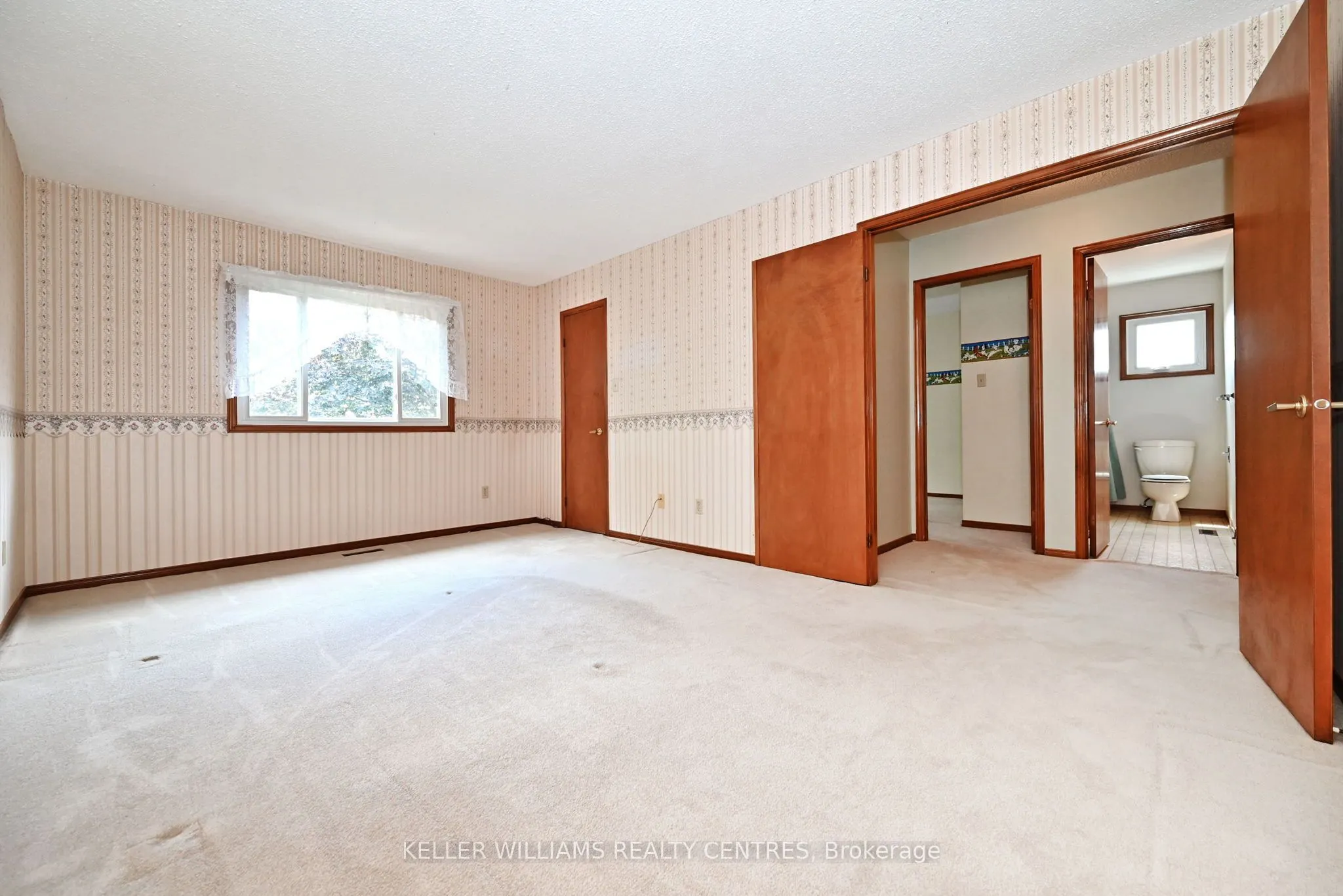 16 Lanewood Drive
