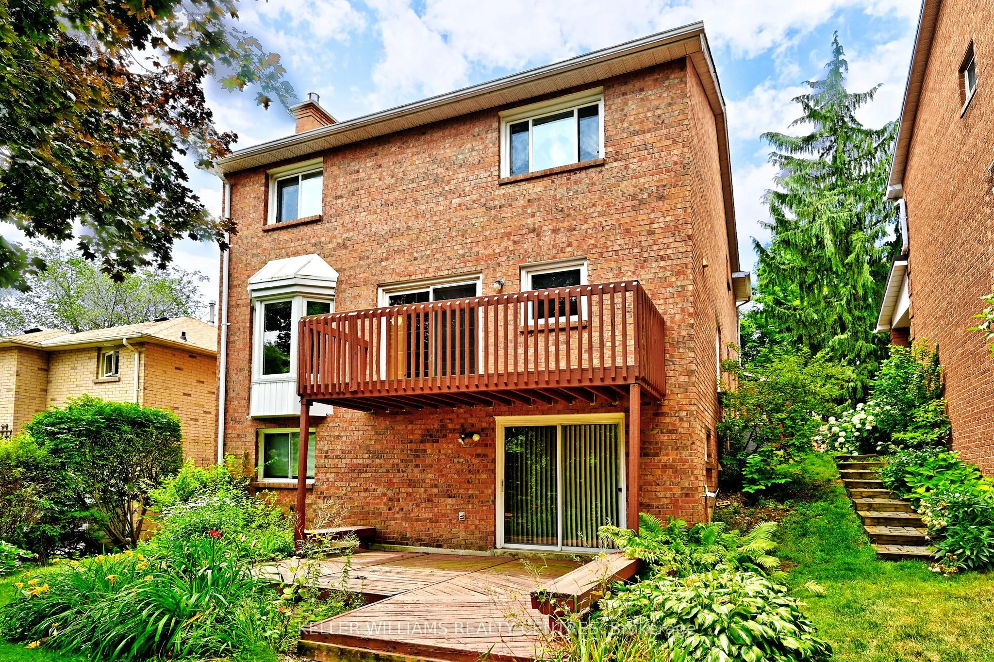 16 Lanewood Drive