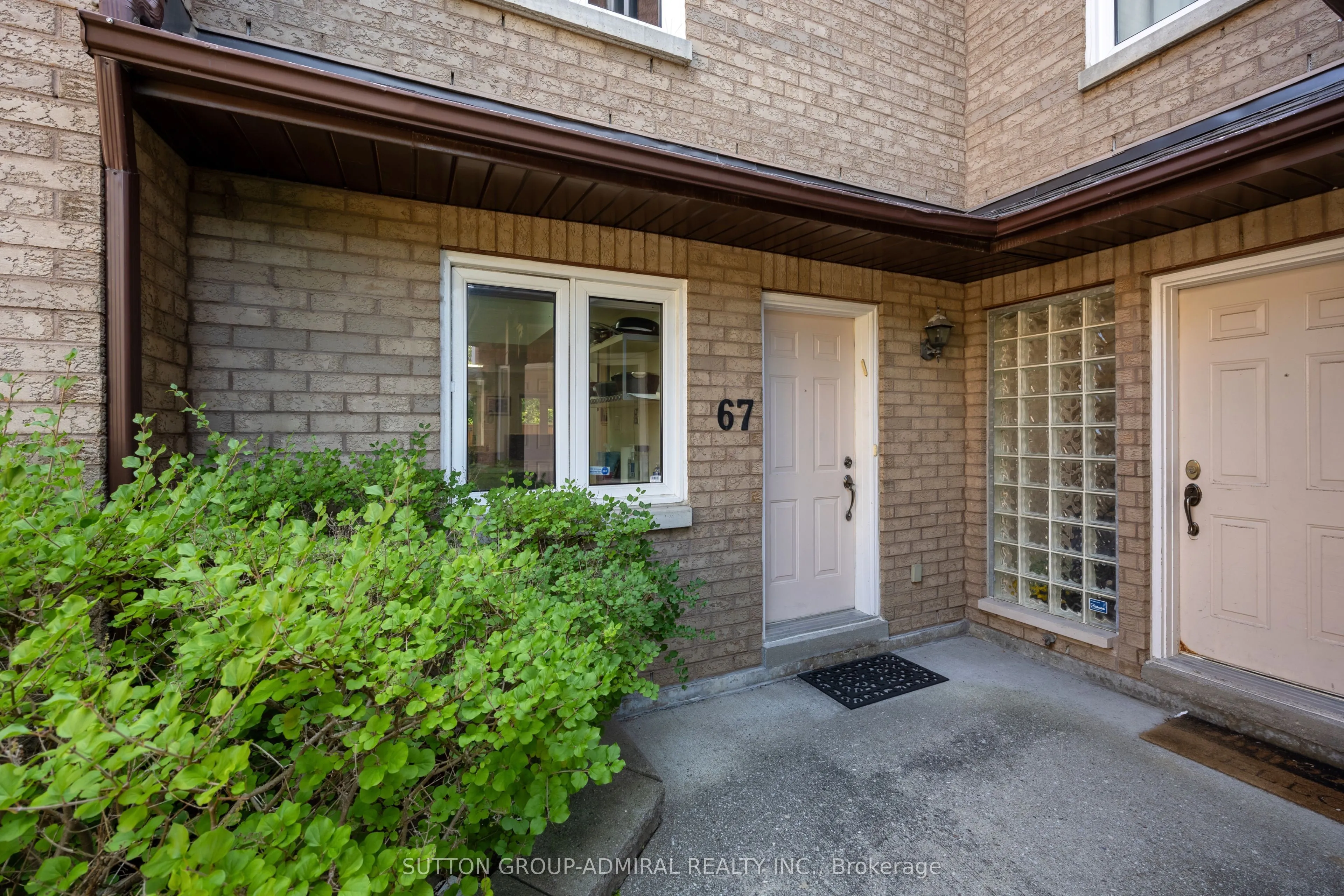 735 New Westminster Drive, #67