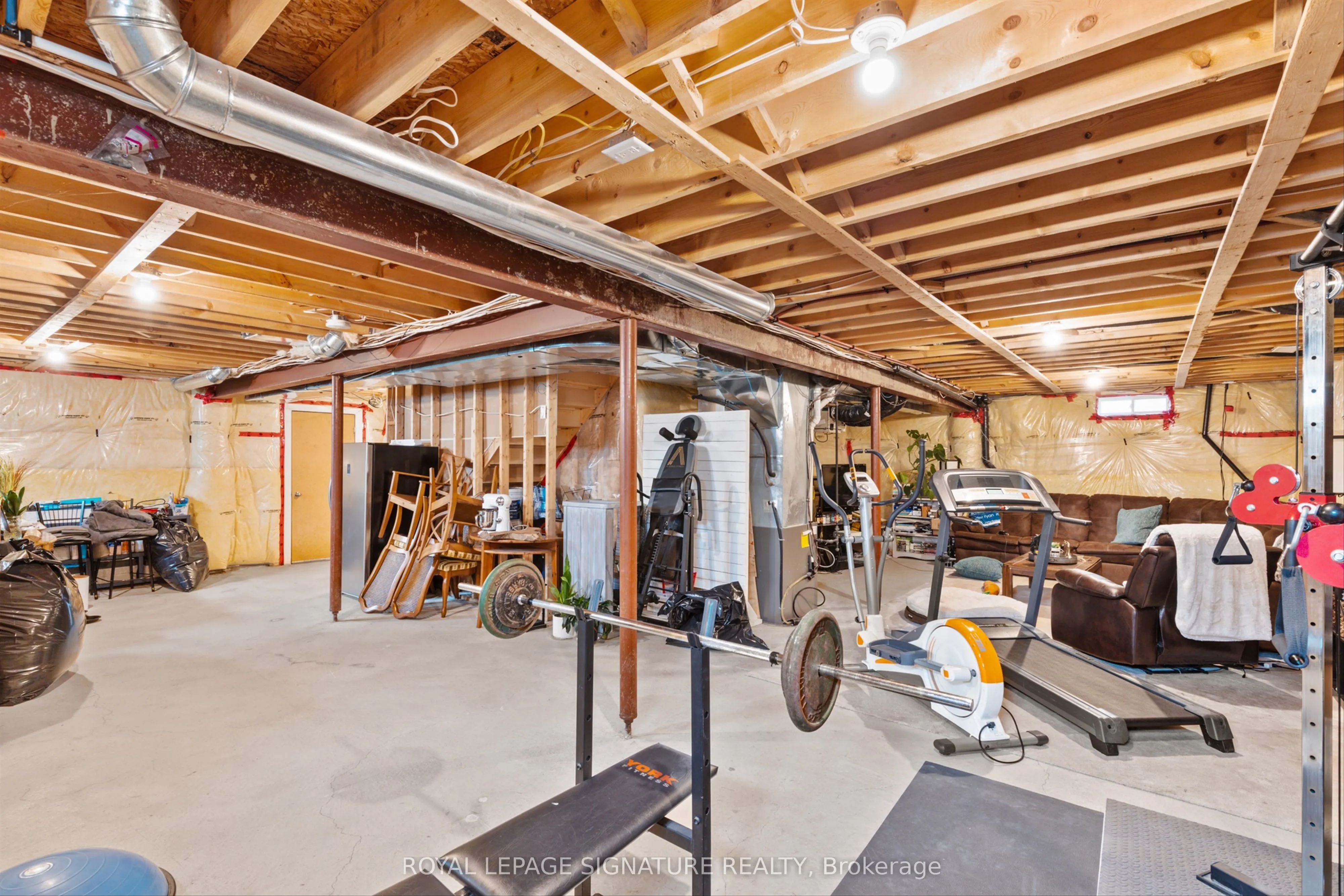 1668 Metro Road
