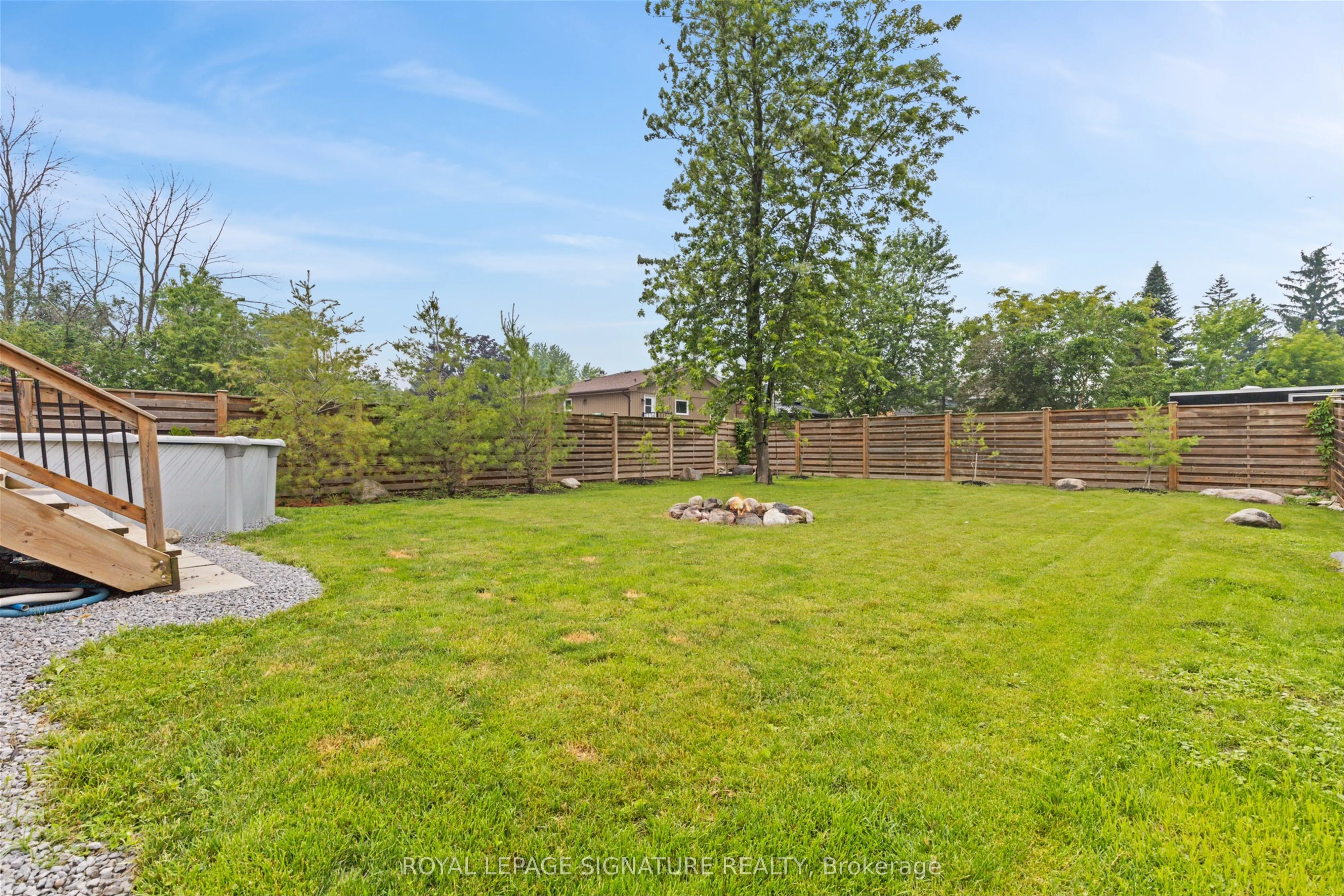 1668 Metro Road
