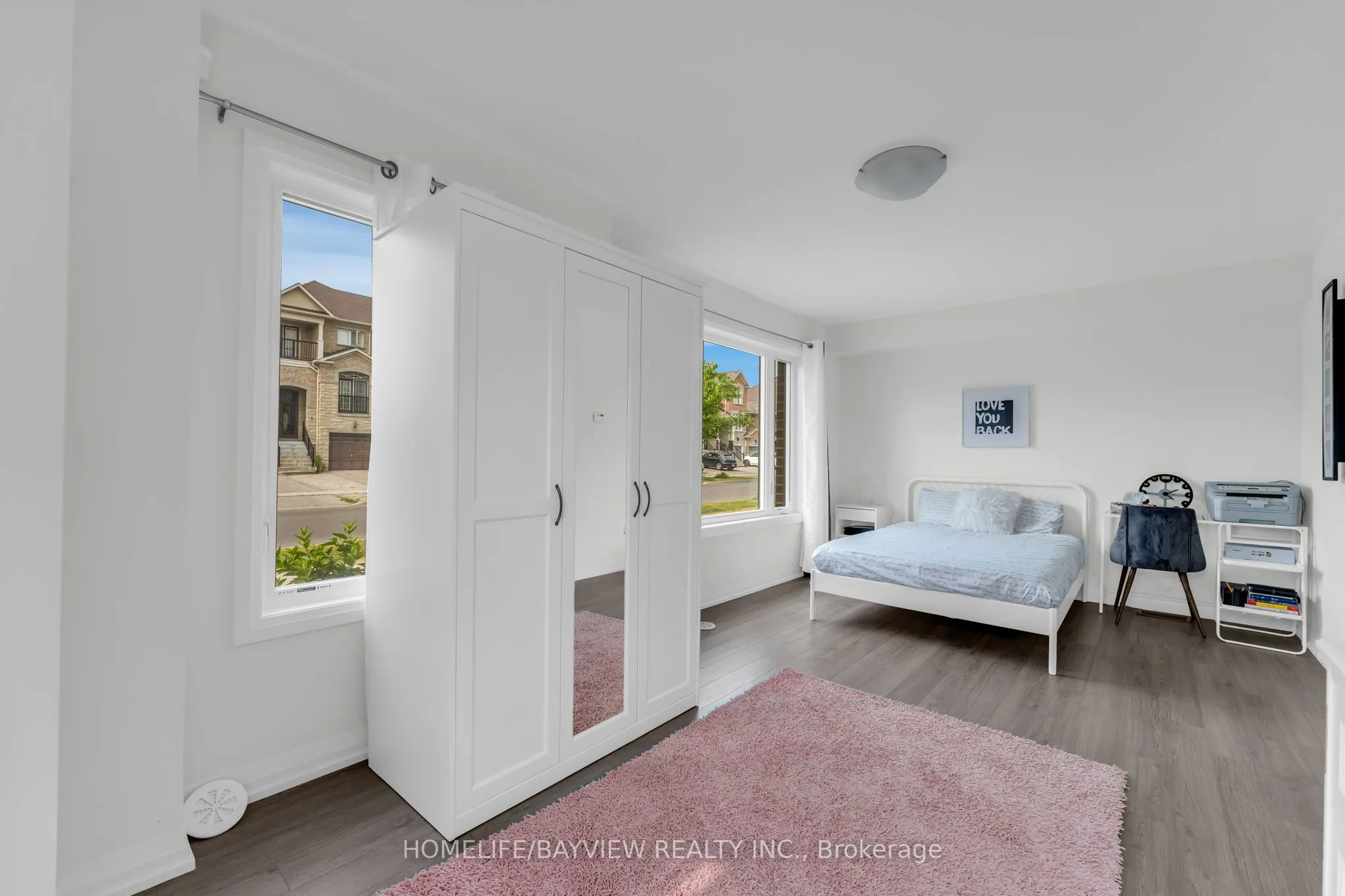 81 George Kirby Street