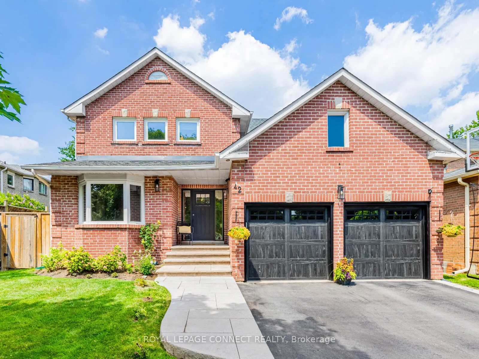 42 Lyndhurst Drive