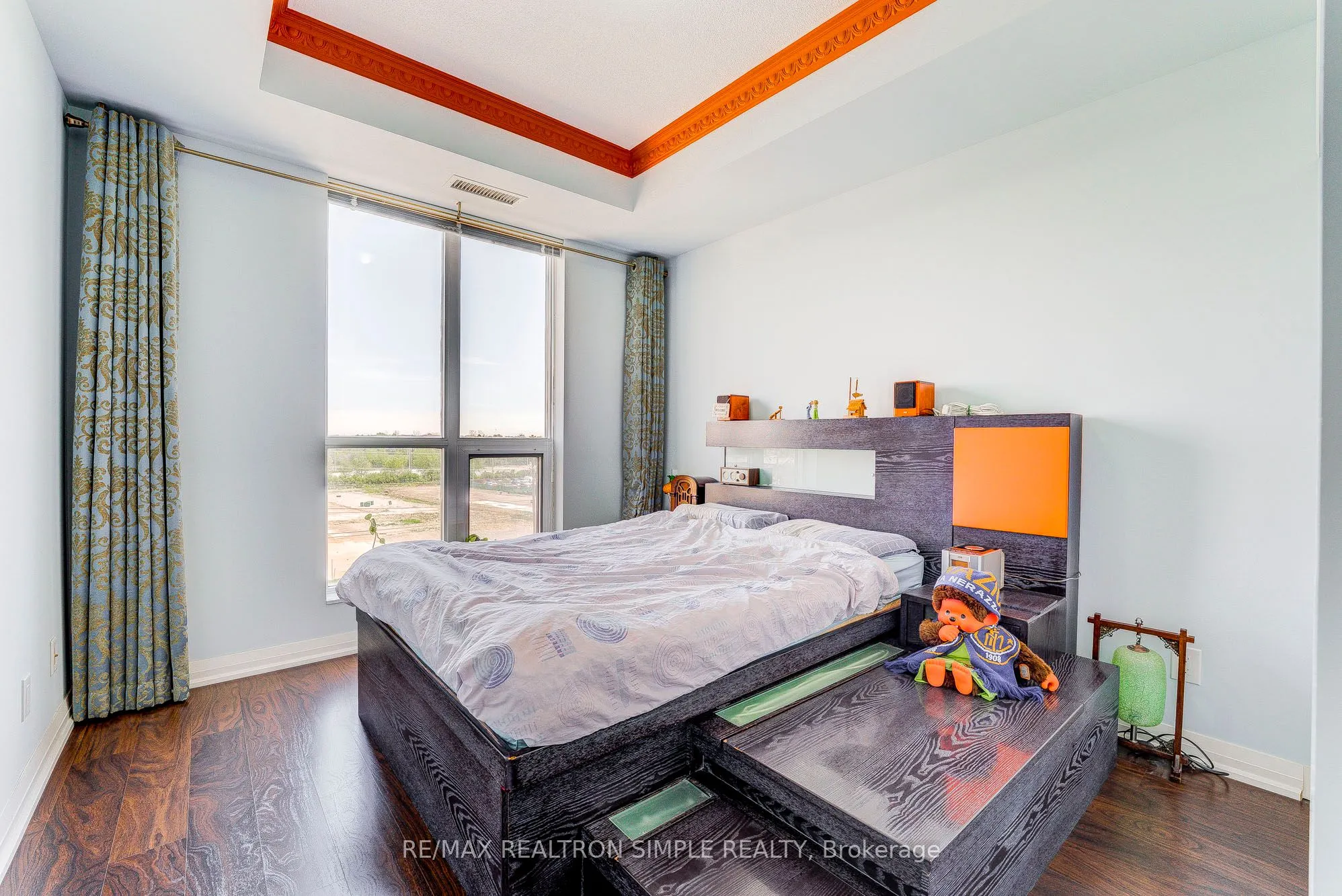 9500 Markham Road, #520