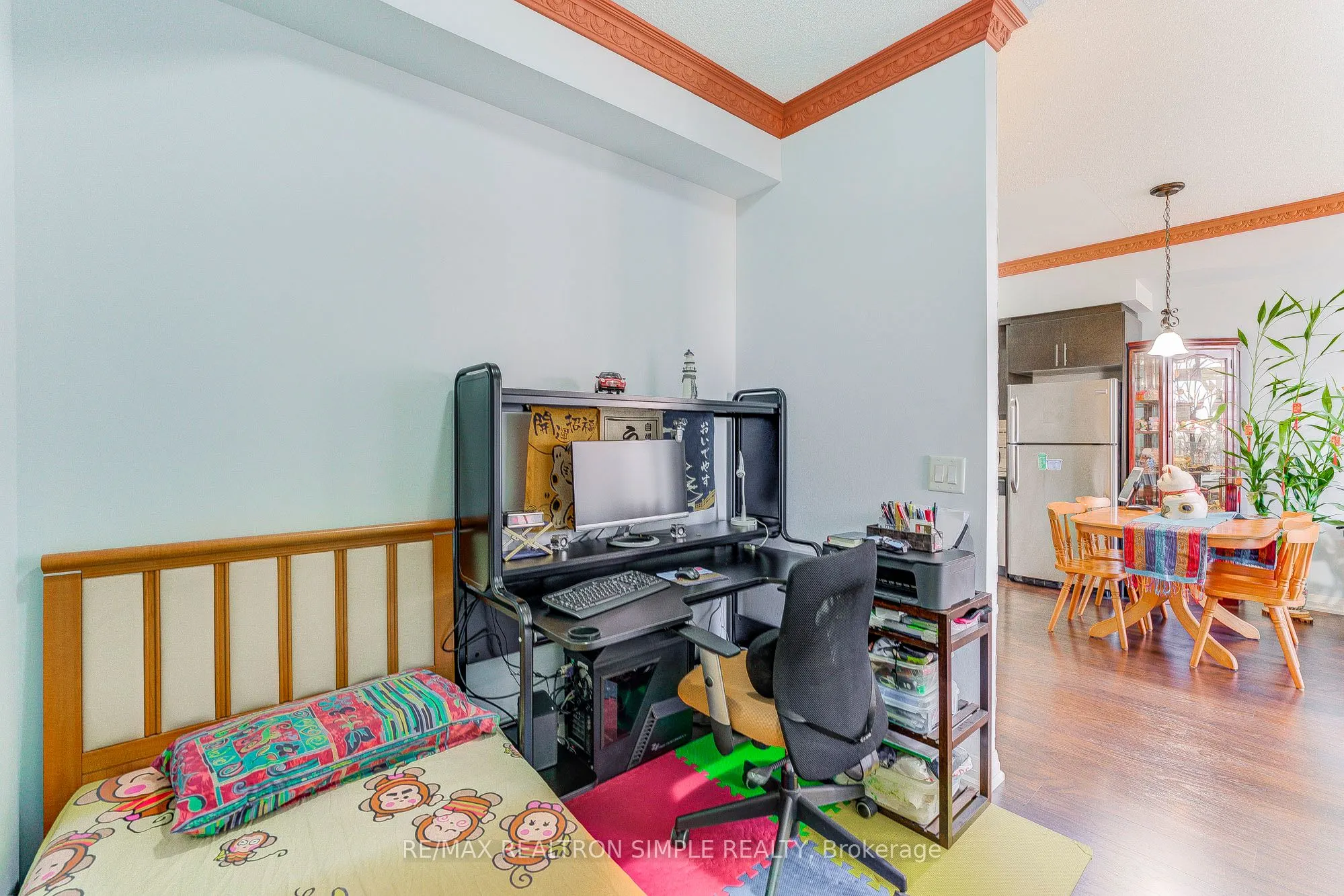9500 Markham Road, #520