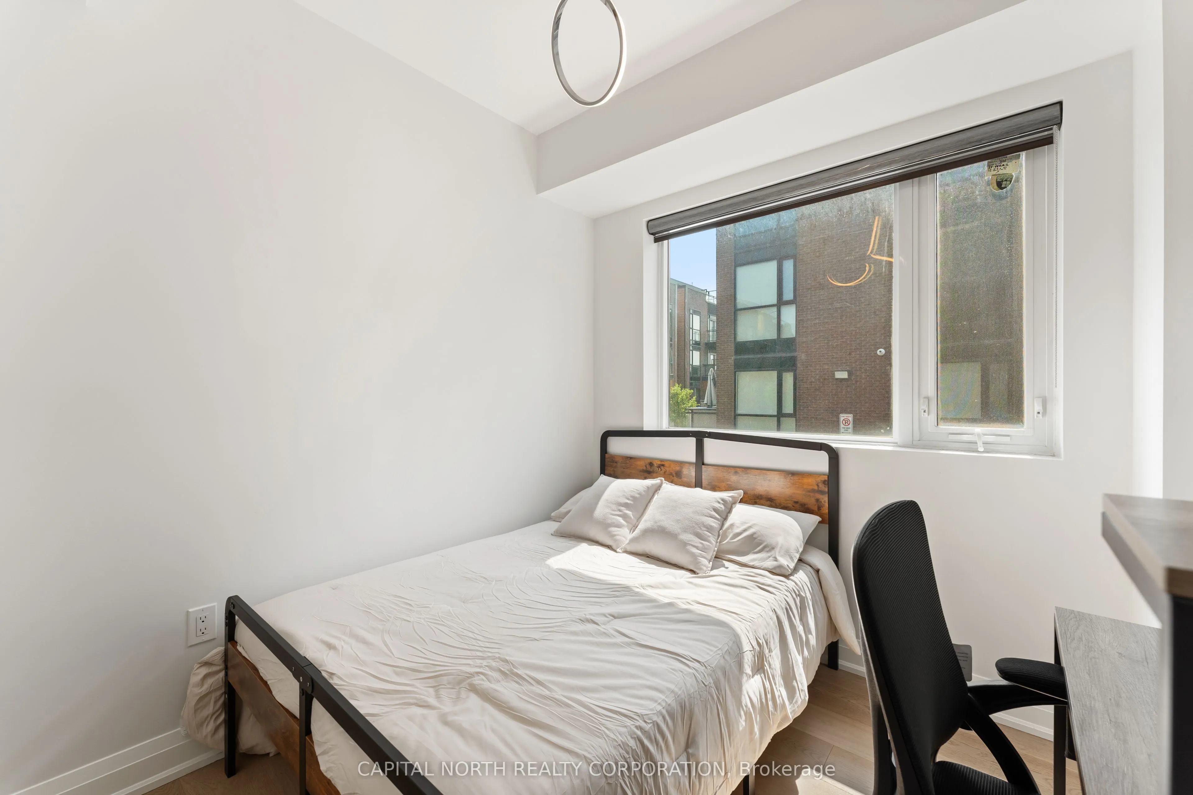 5289 Highway 7, #1302