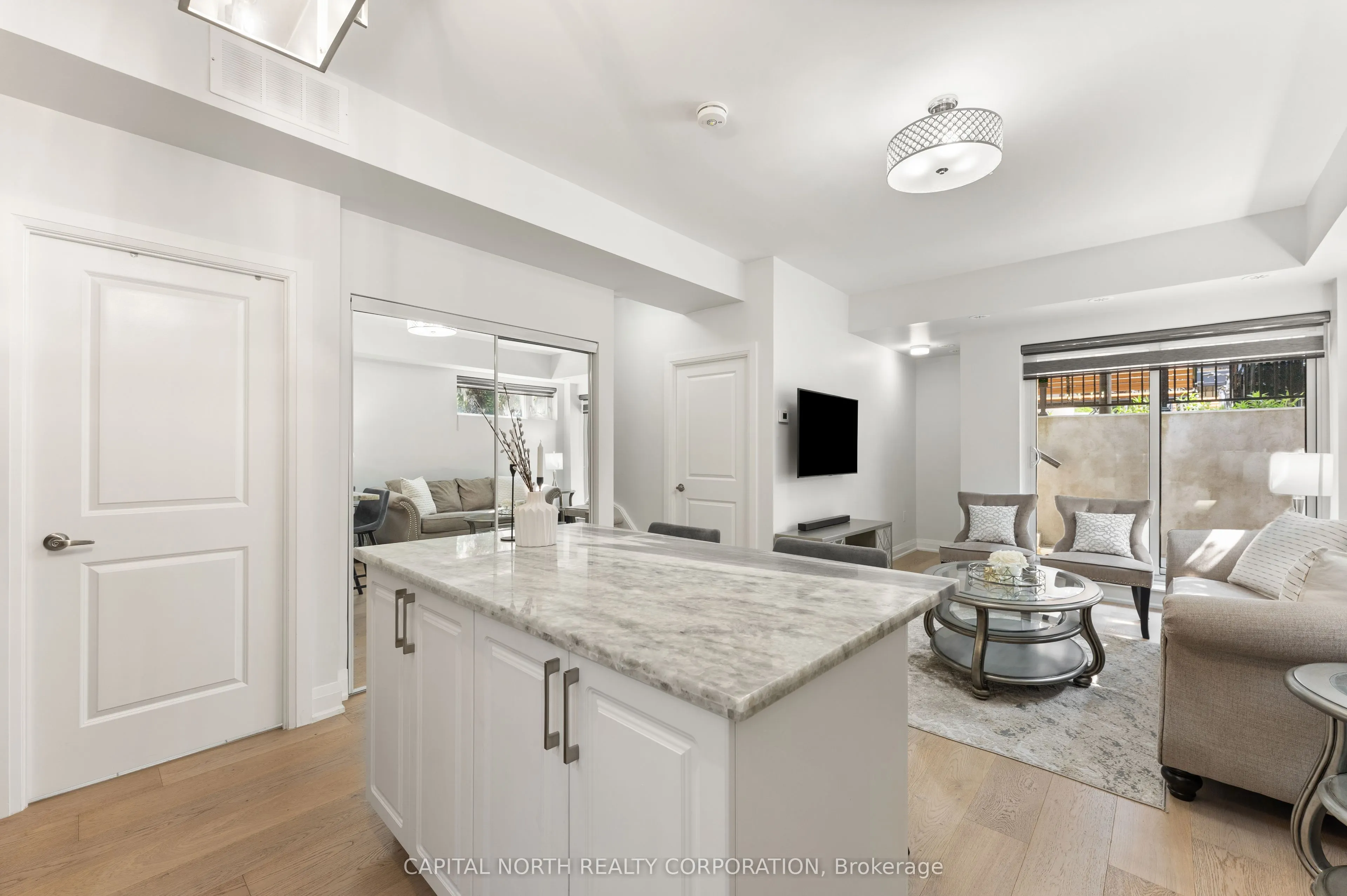5289 Highway 7, #1302