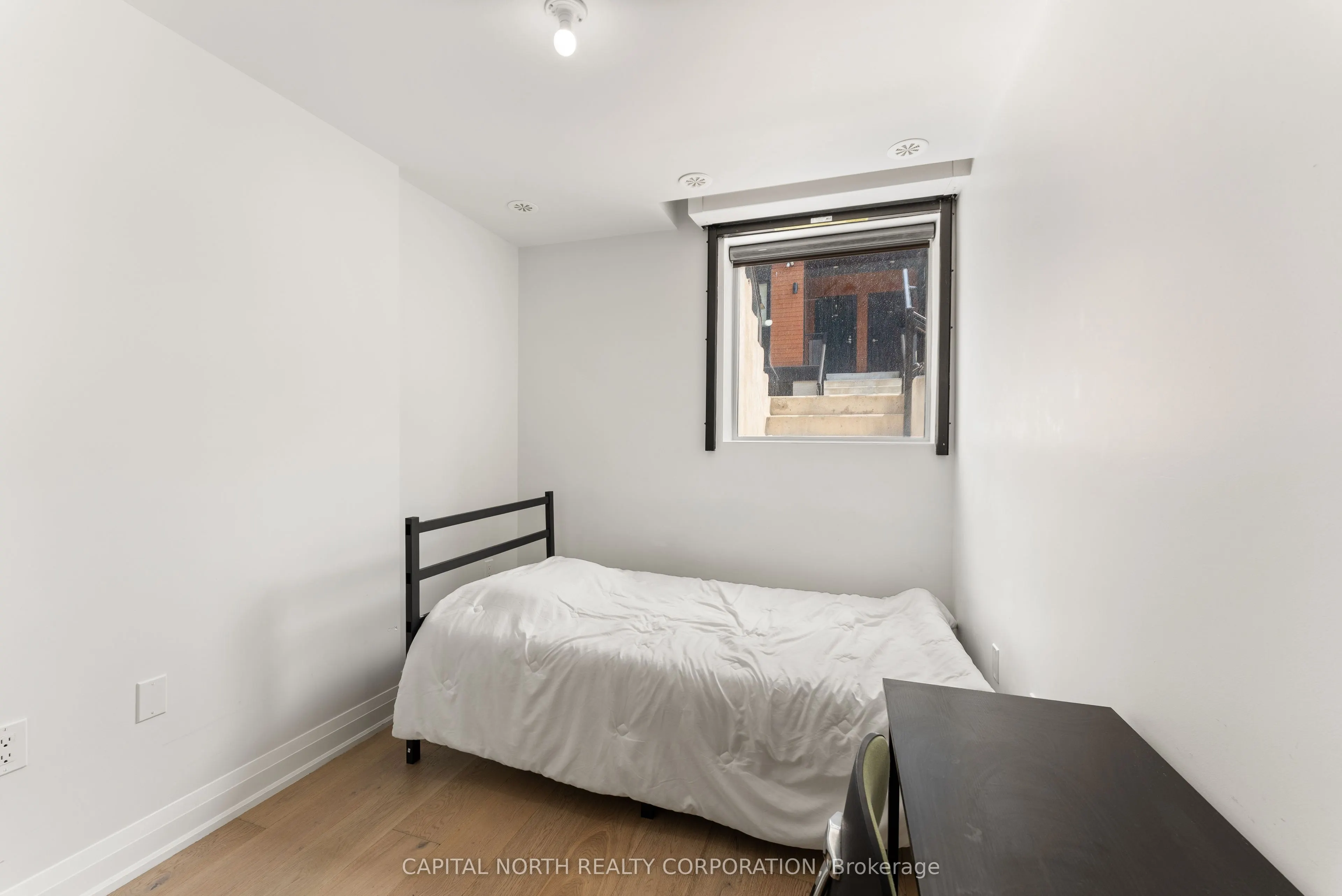 5289 Highway 7, #1302