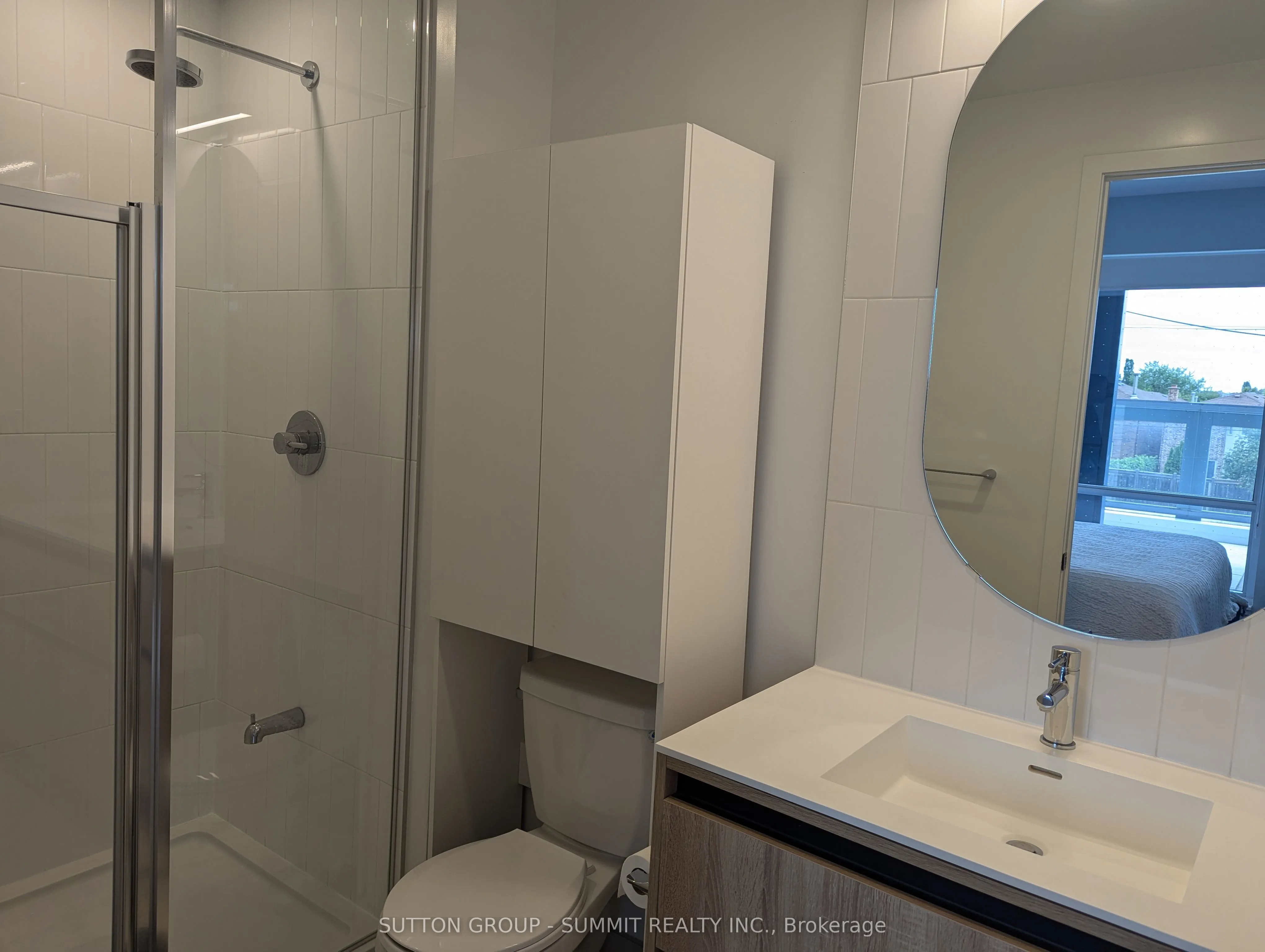 7950 BATHURST Street, #204