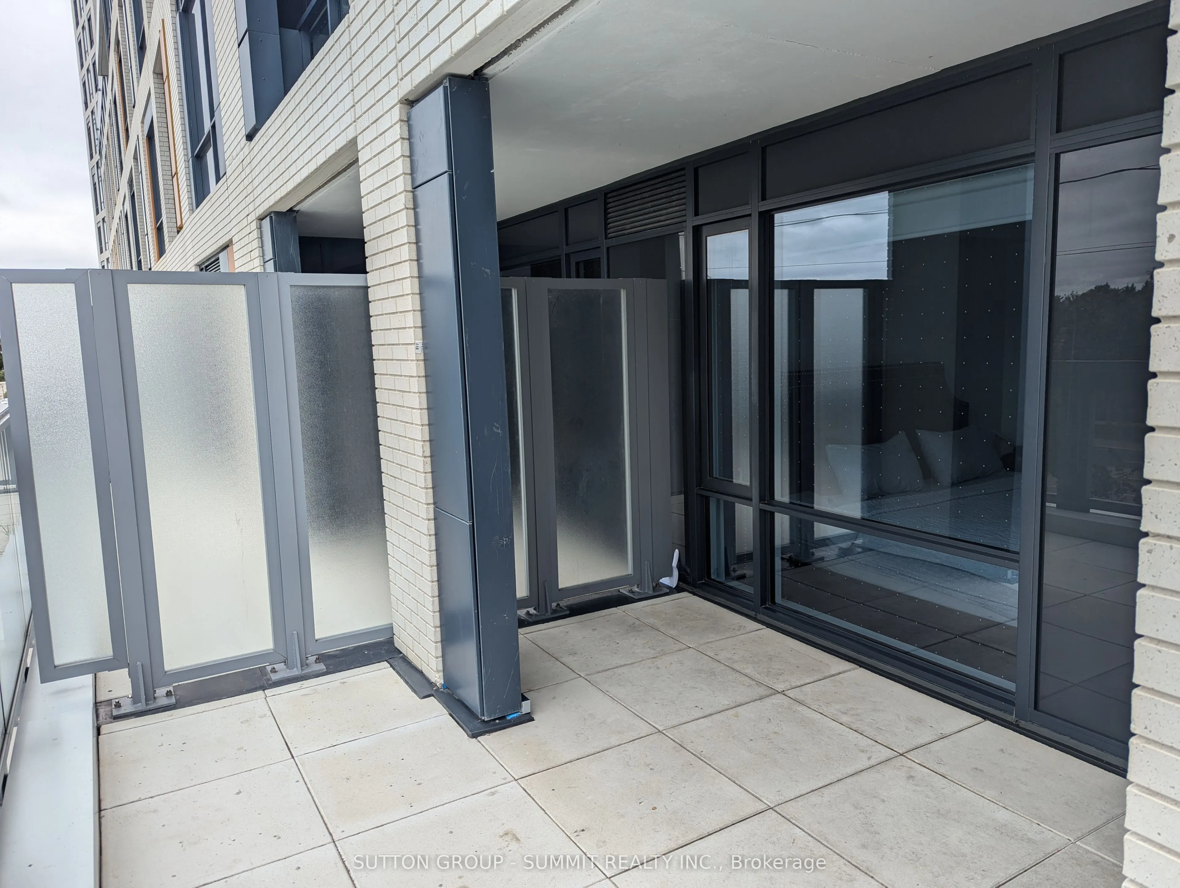 7950 BATHURST Street, #204