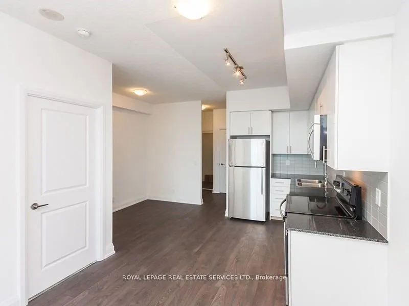 7890 Bathurst Street, #2203