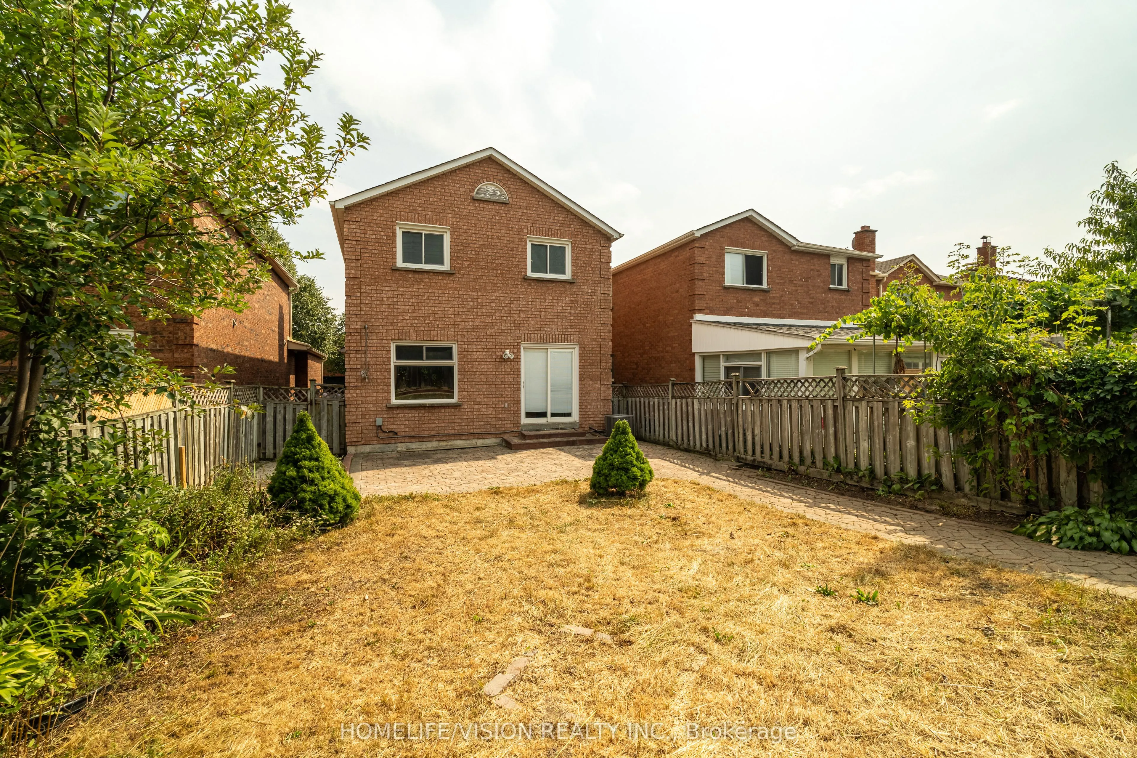 32 Mountfield Crescent