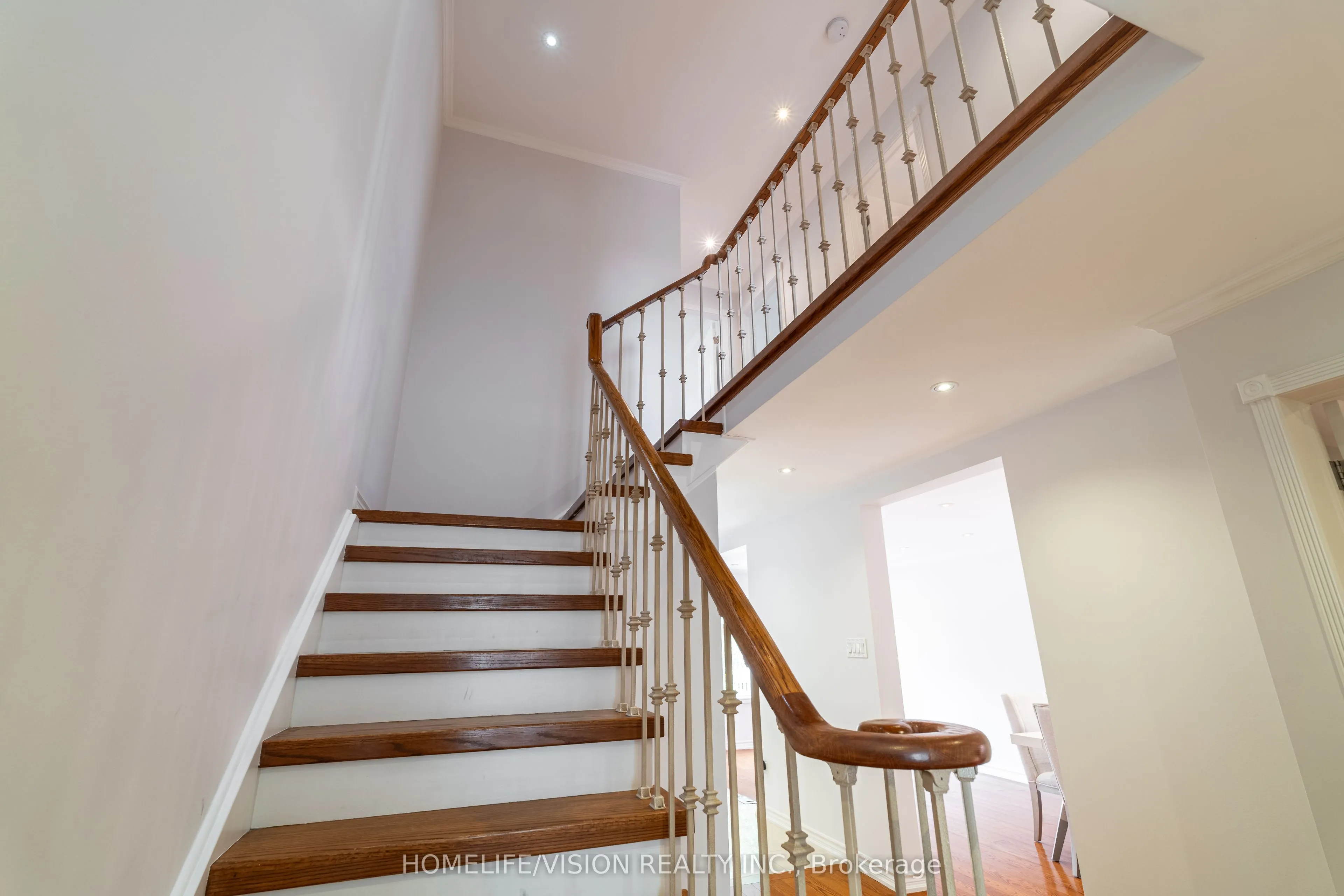 32 Mountfield Crescent